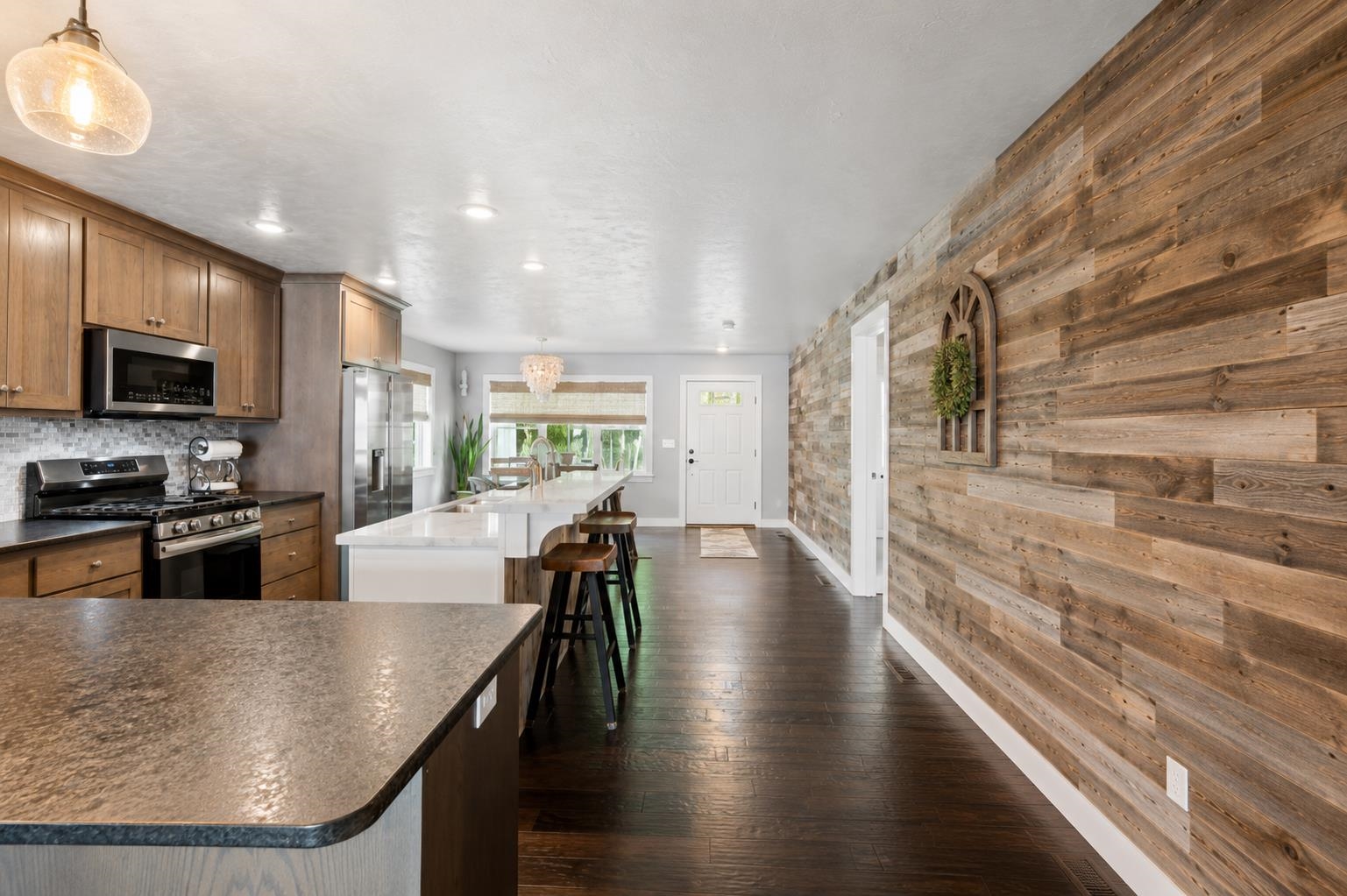 5011 EDGEWATER BEACH Road