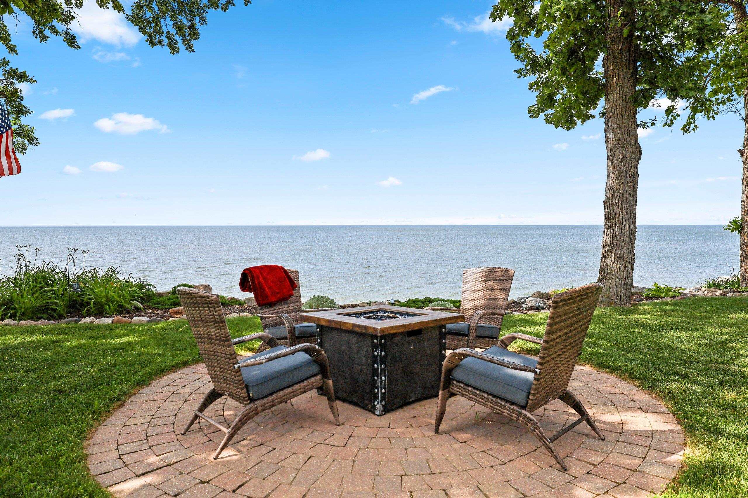 5011 EDGEWATER BEACH Road