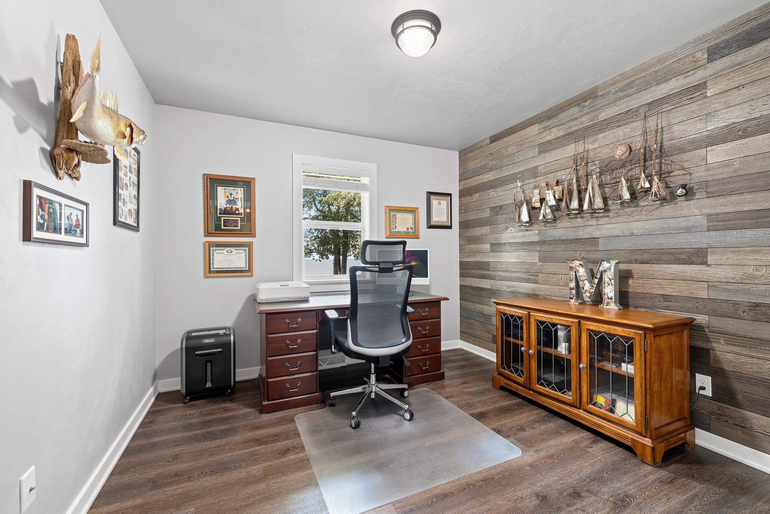5011 EDGEWATER BEACH Road