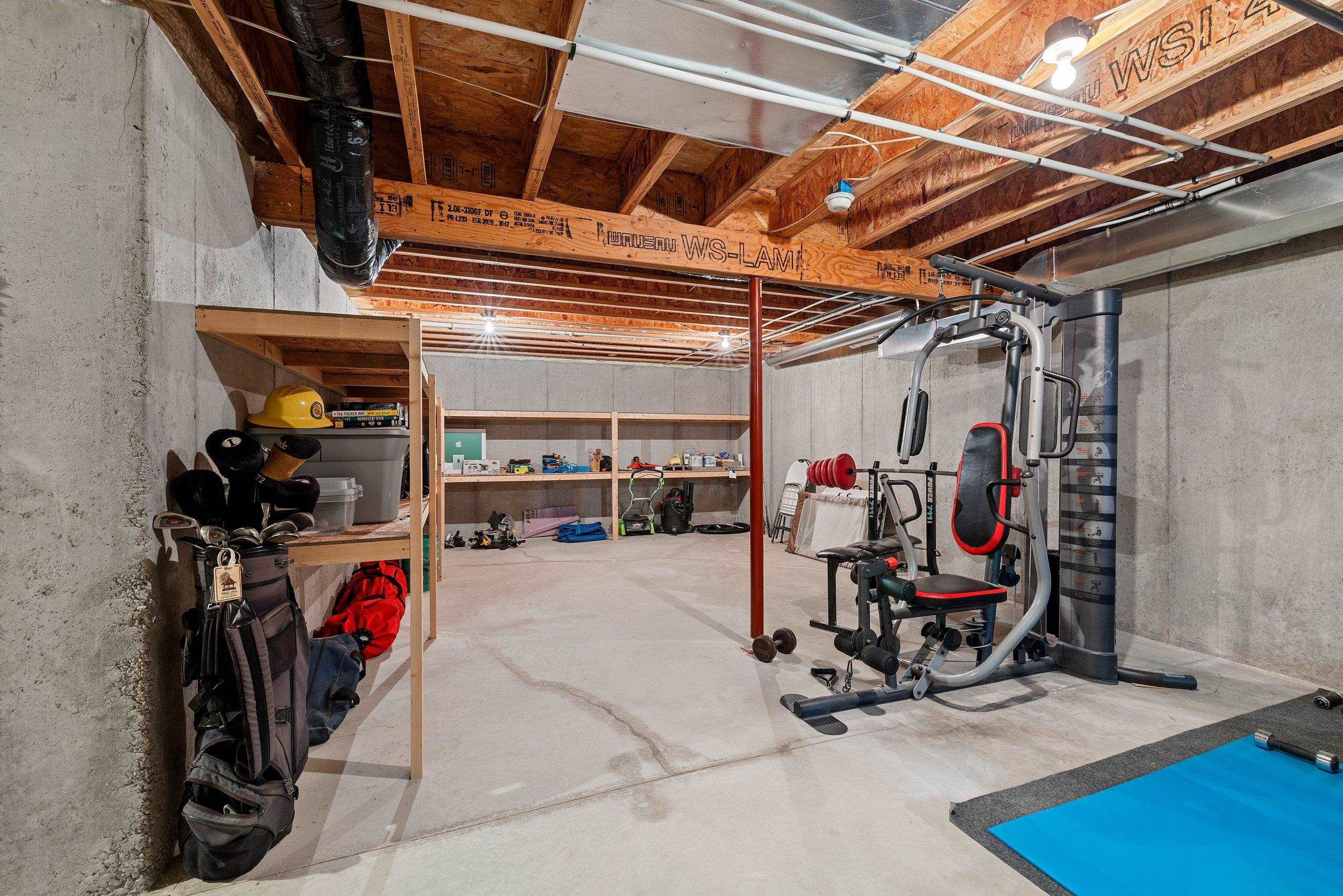 5011 EDGEWATER BEACH Road