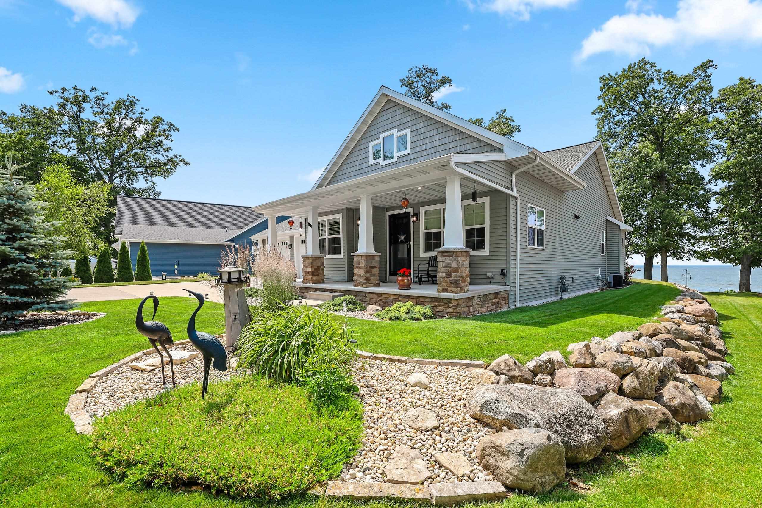 5011 EDGEWATER BEACH Road