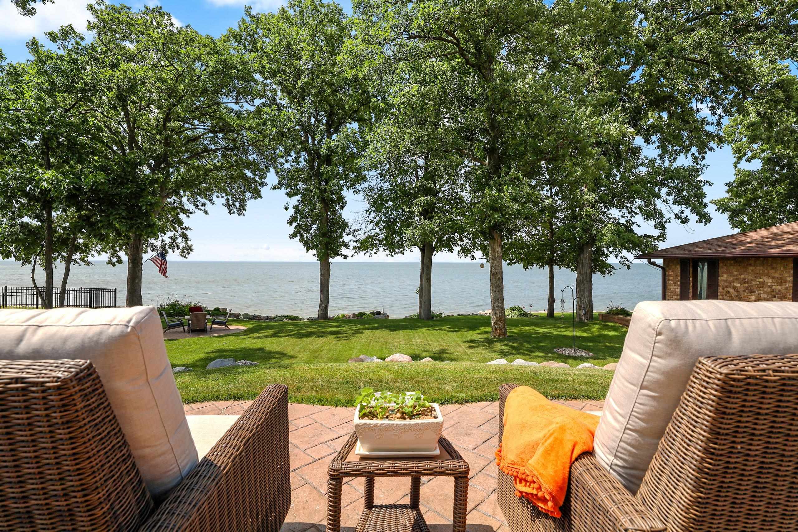 5011 EDGEWATER BEACH Road