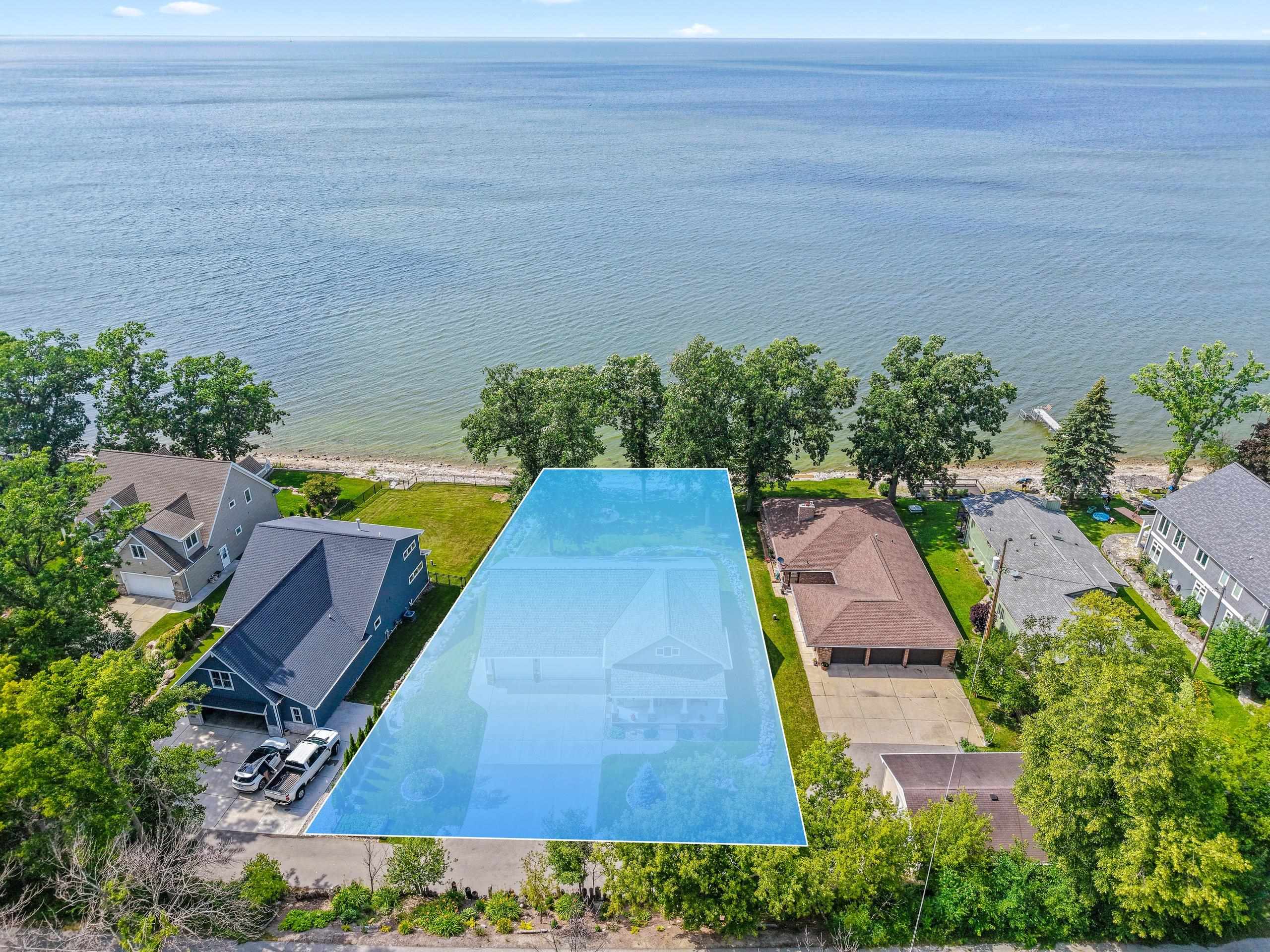 5011 EDGEWATER BEACH Road