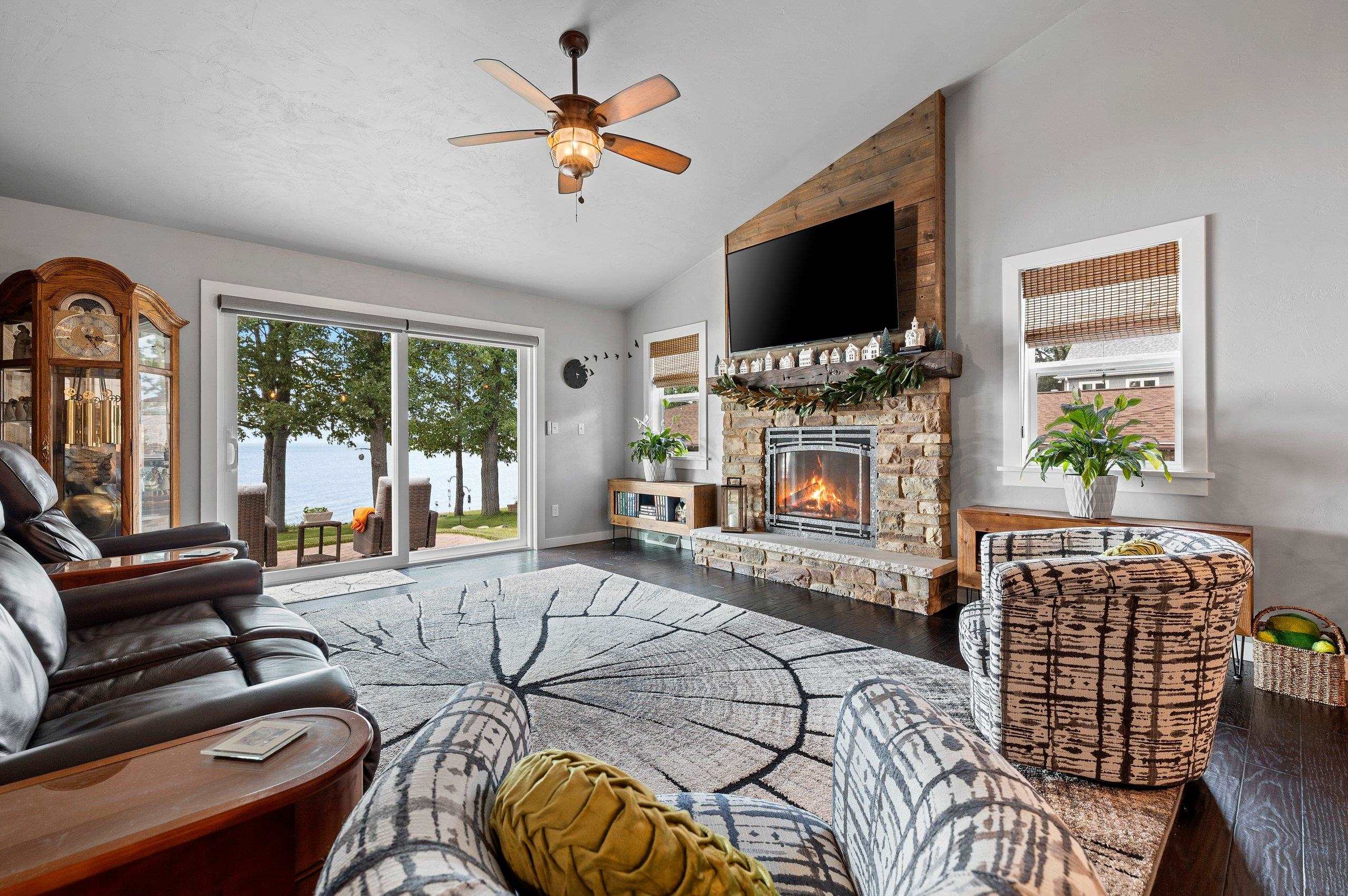 5011 EDGEWATER BEACH Road