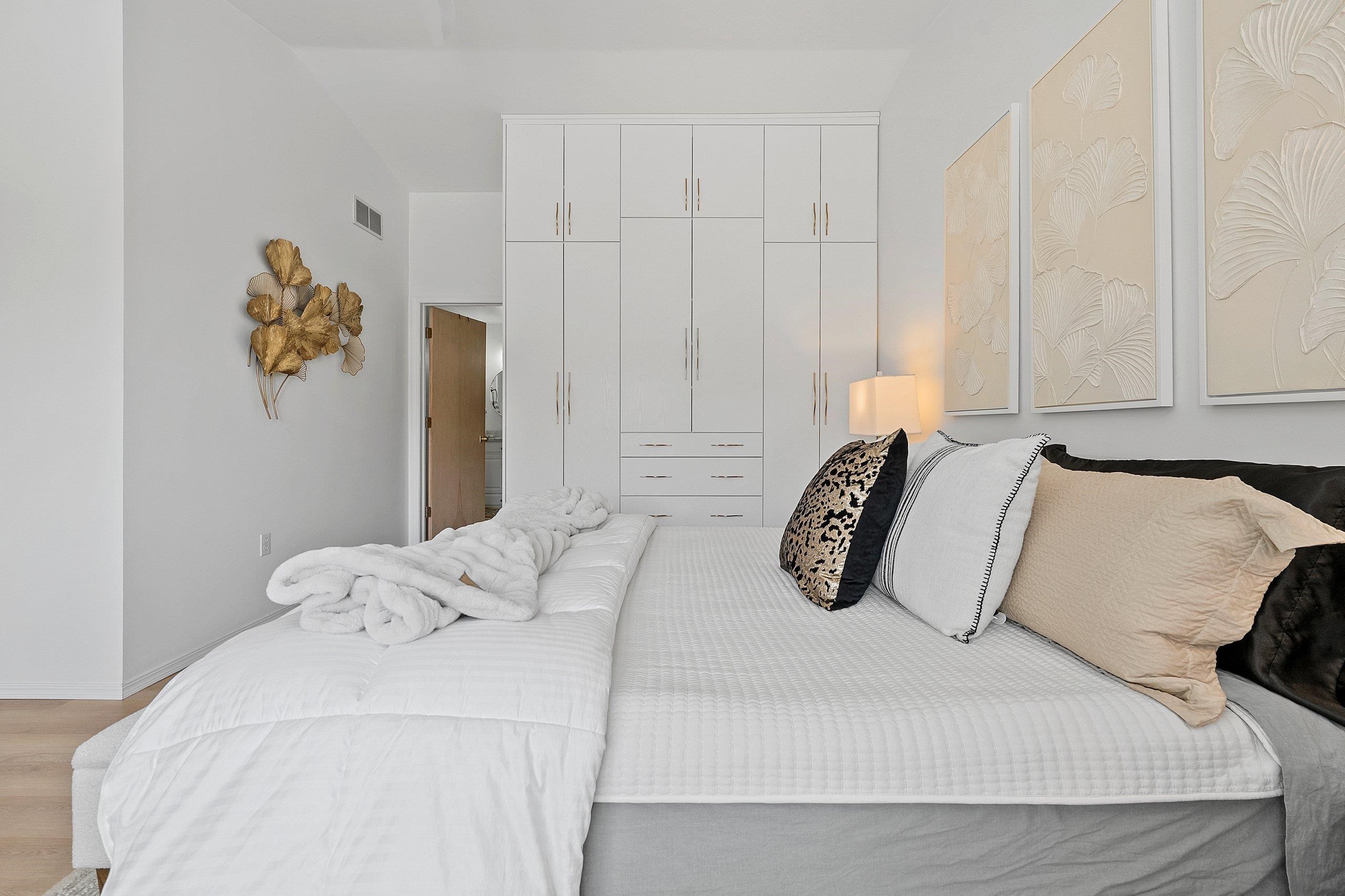 1600 RUSTIC OAKS Circle Unit: 23