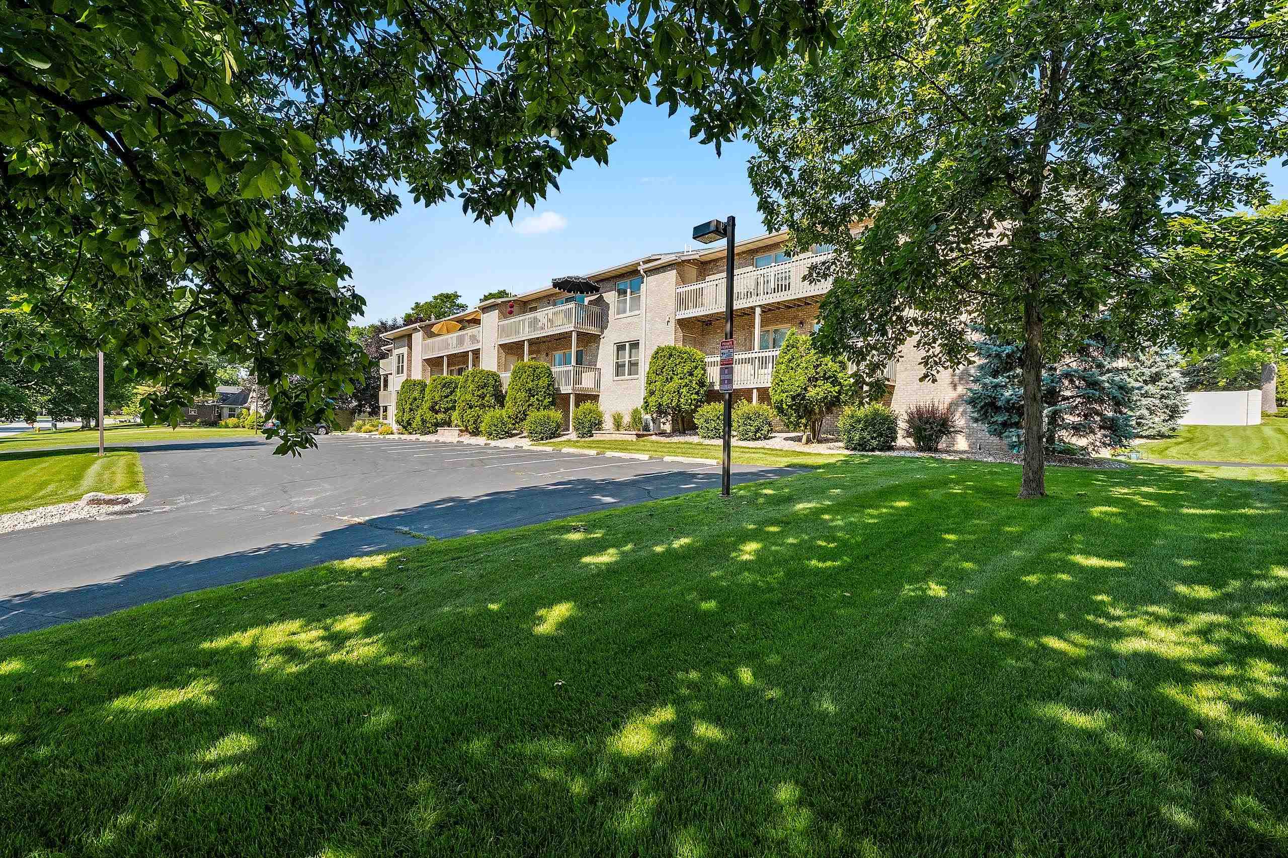 1600 RUSTIC OAKS Circle Unit: 23