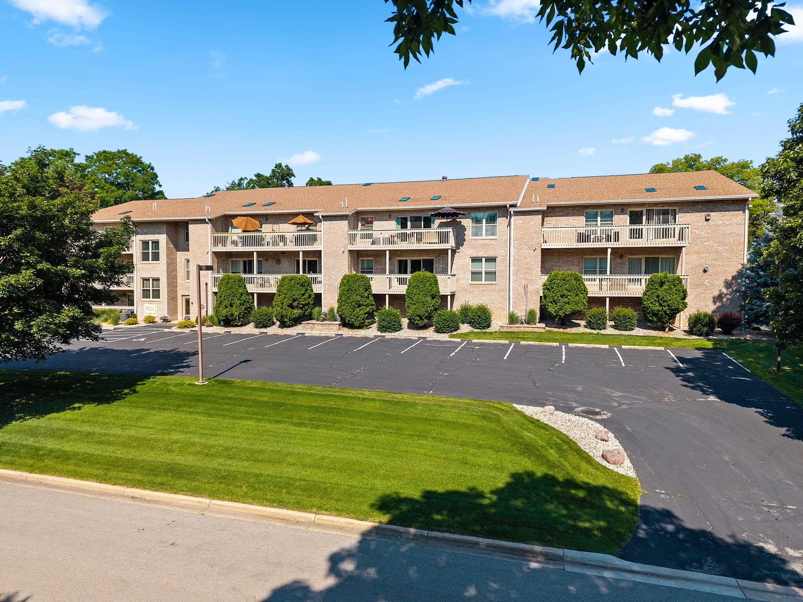 1600 RUSTIC OAKS Circle Unit: 23