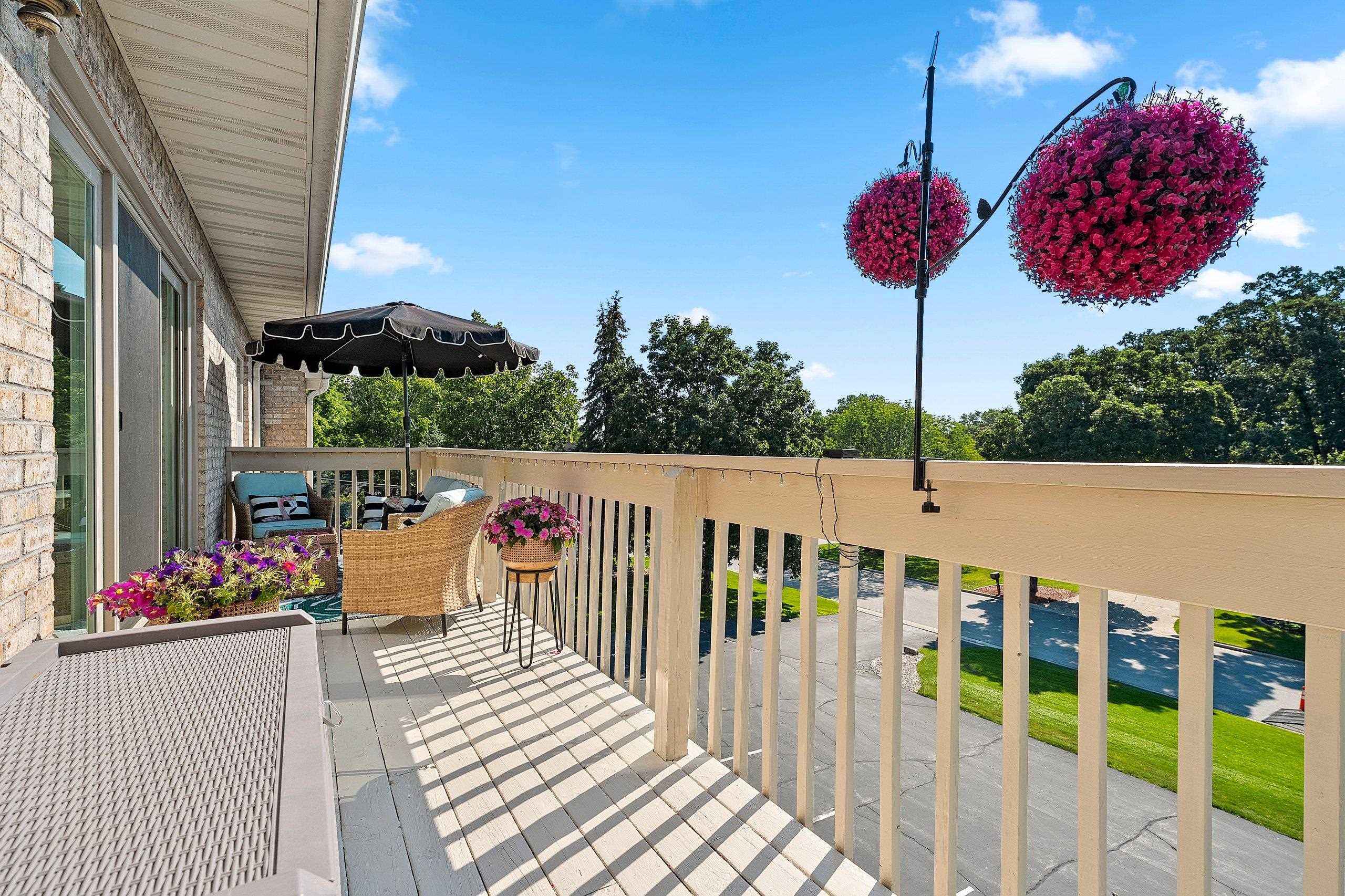 1600 RUSTIC OAKS Circle Unit: 23