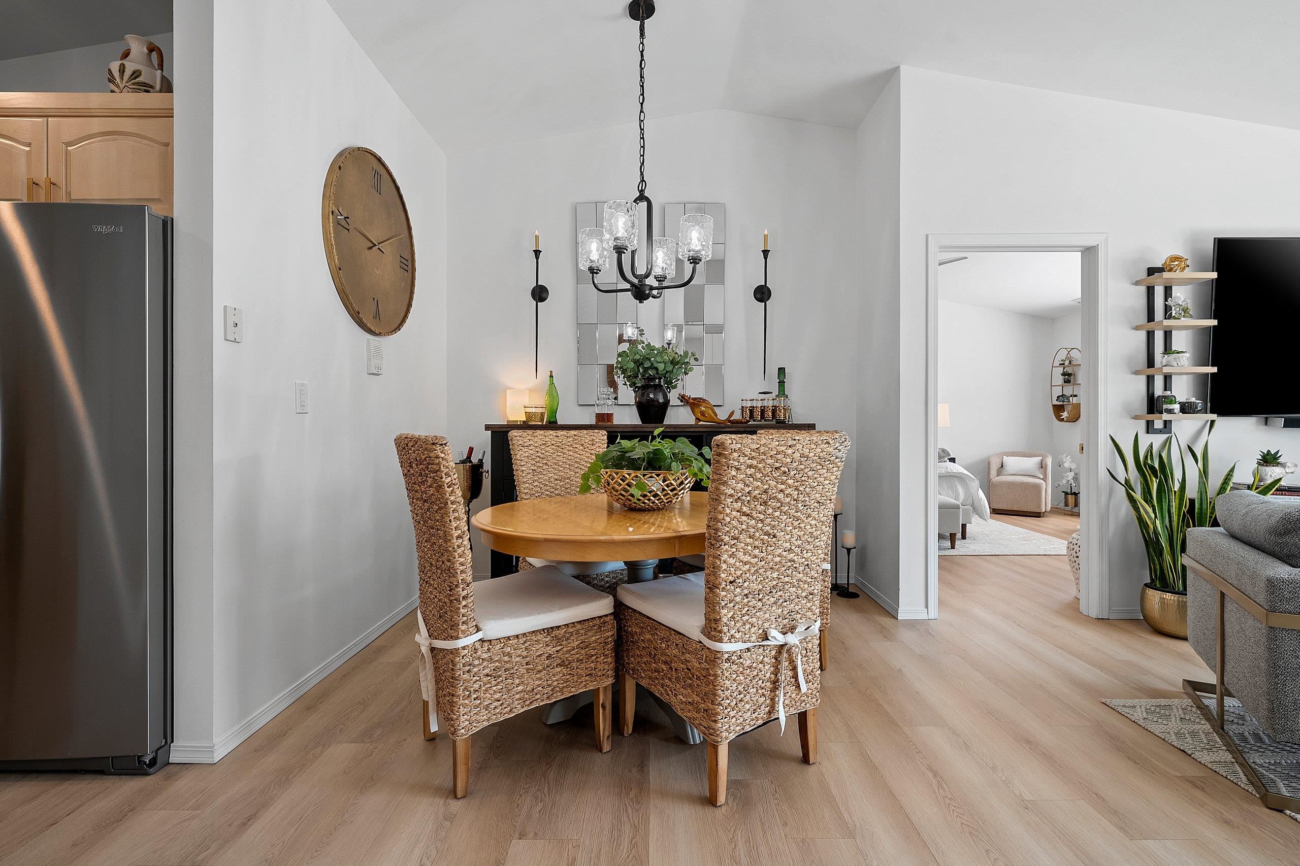 1600 RUSTIC OAKS Circle Unit: 23