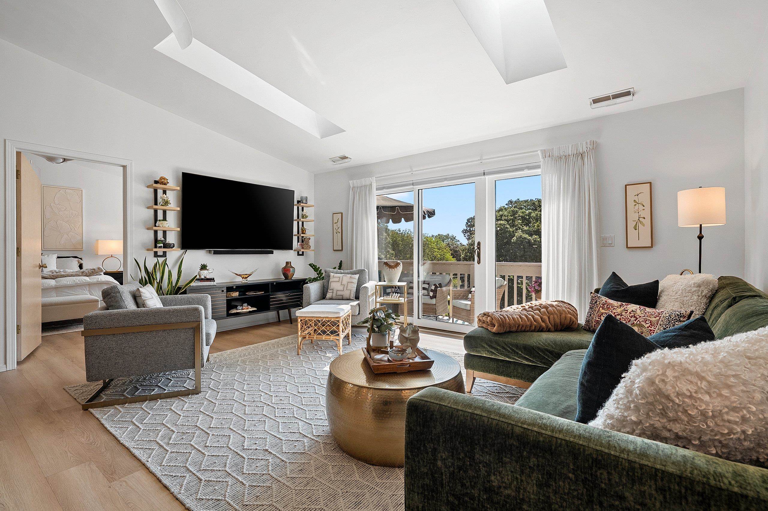 1600 RUSTIC OAKS Circle Unit: 23