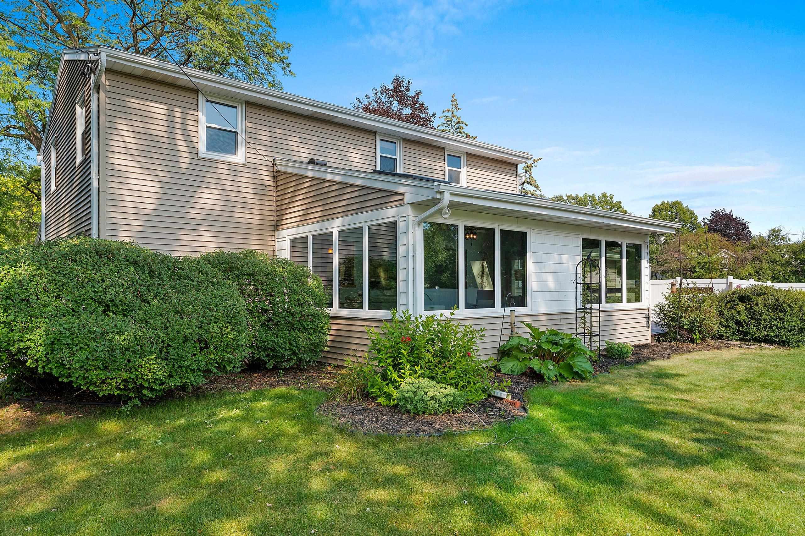 601 BREVOORT Lane