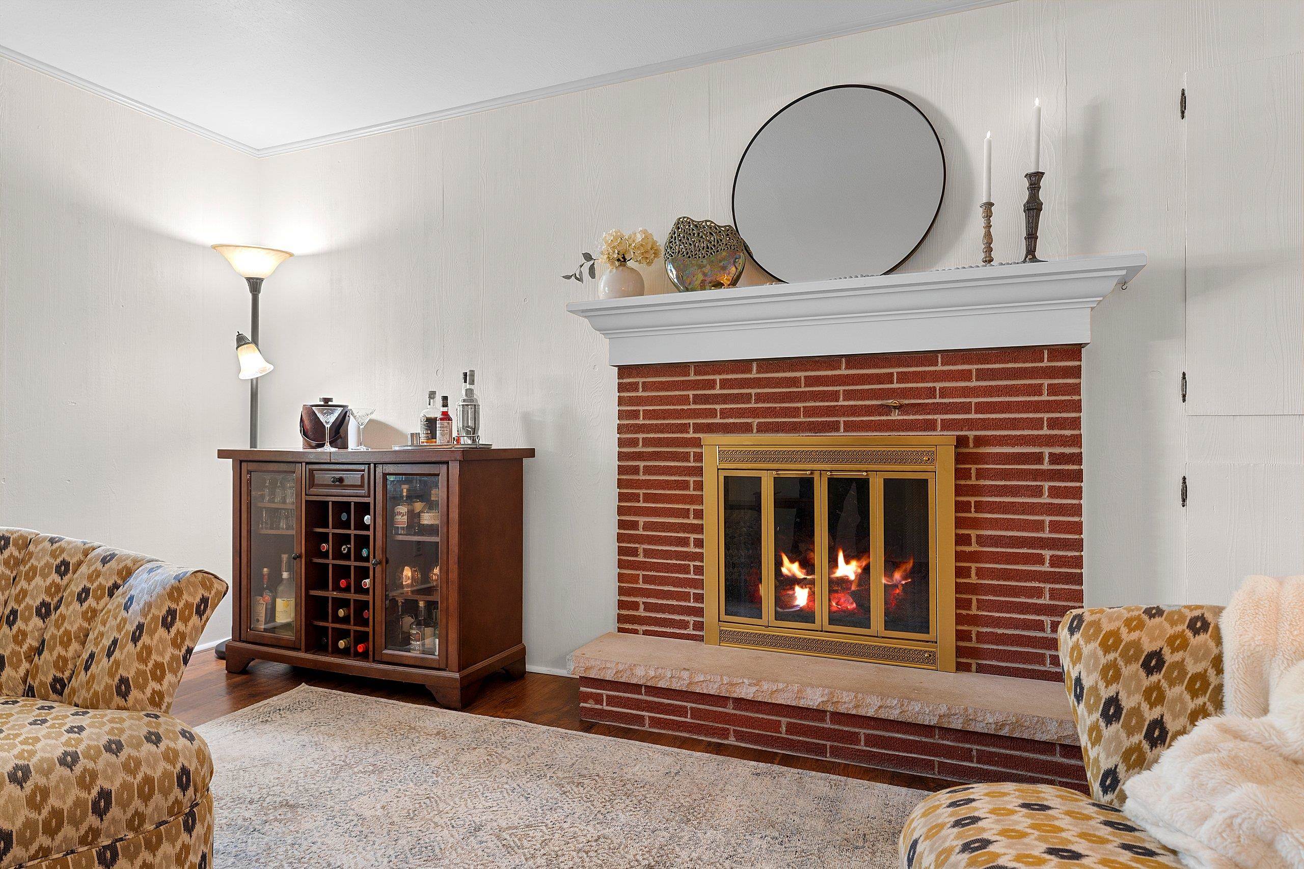 601 BREVOORT Lane