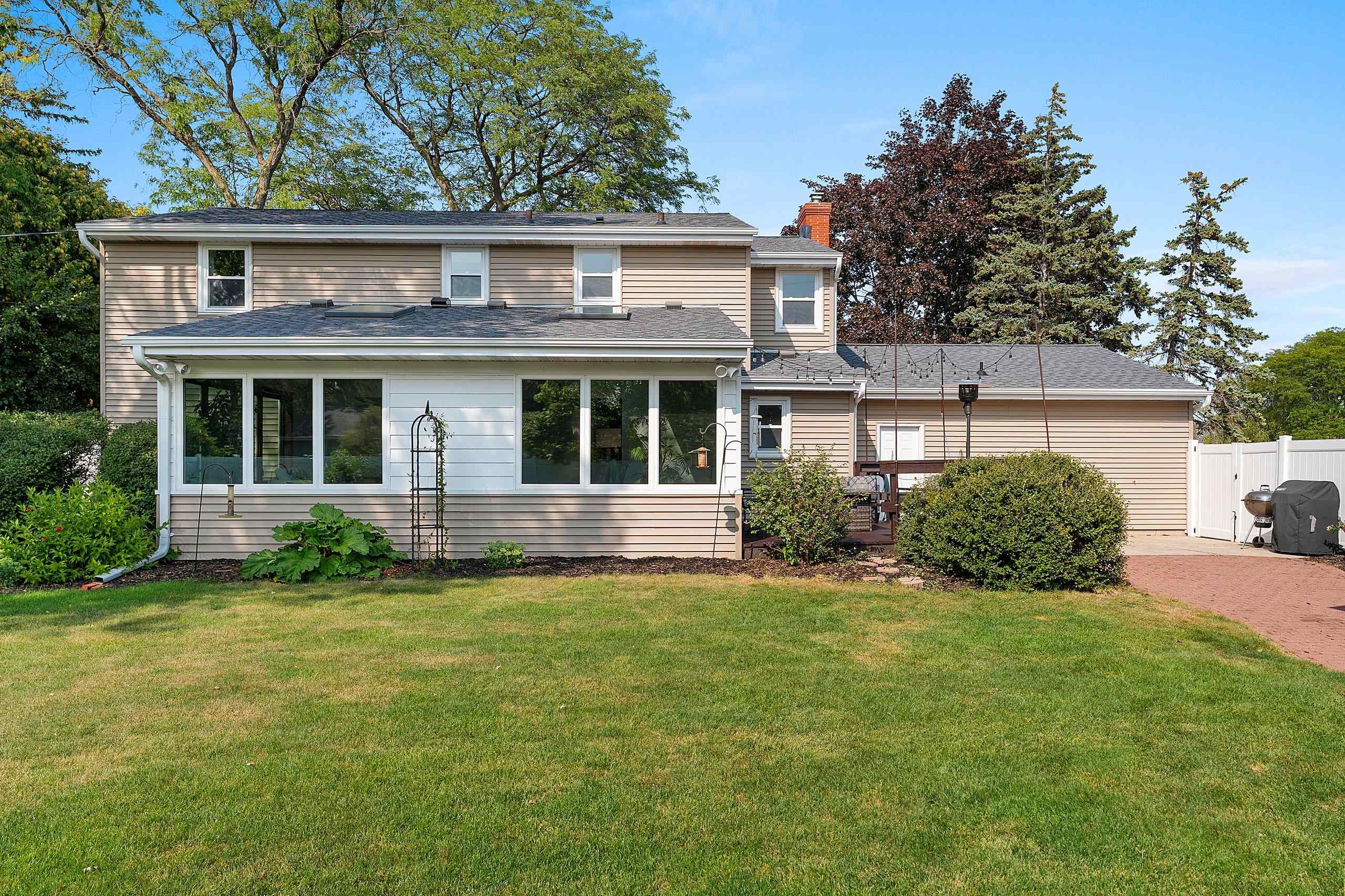 601 BREVOORT Lane