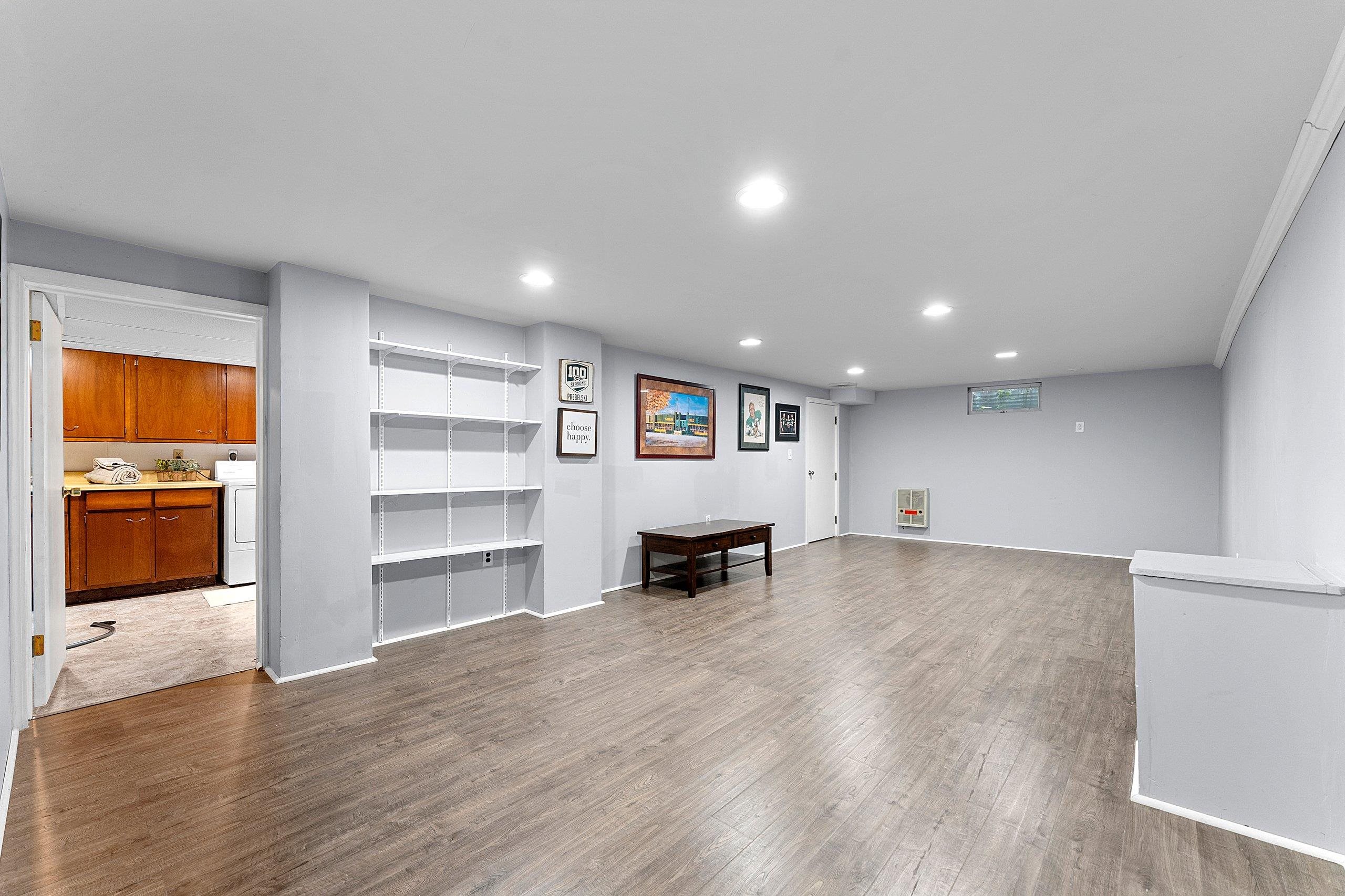 601 BREVOORT Lane