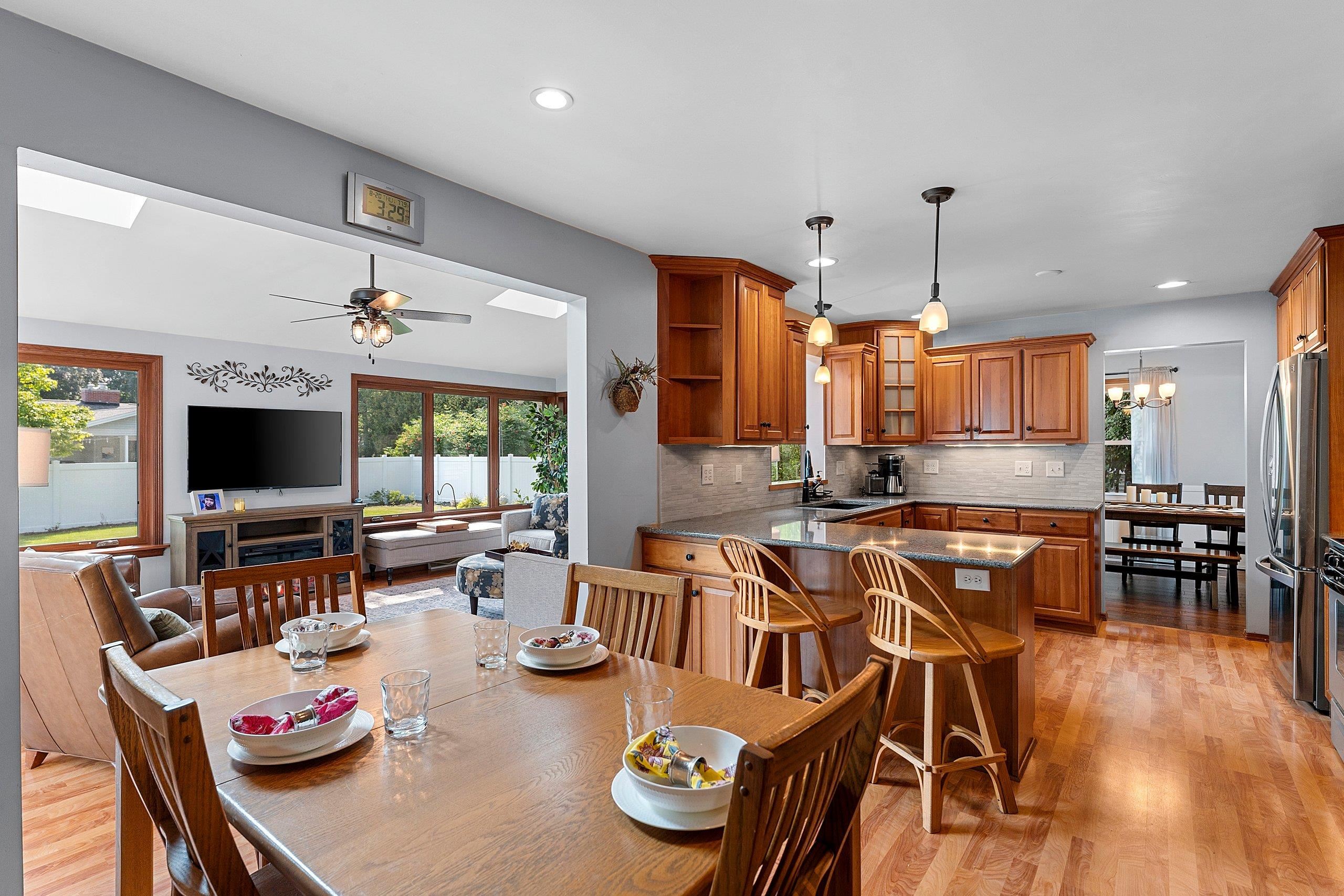 601 BREVOORT Lane