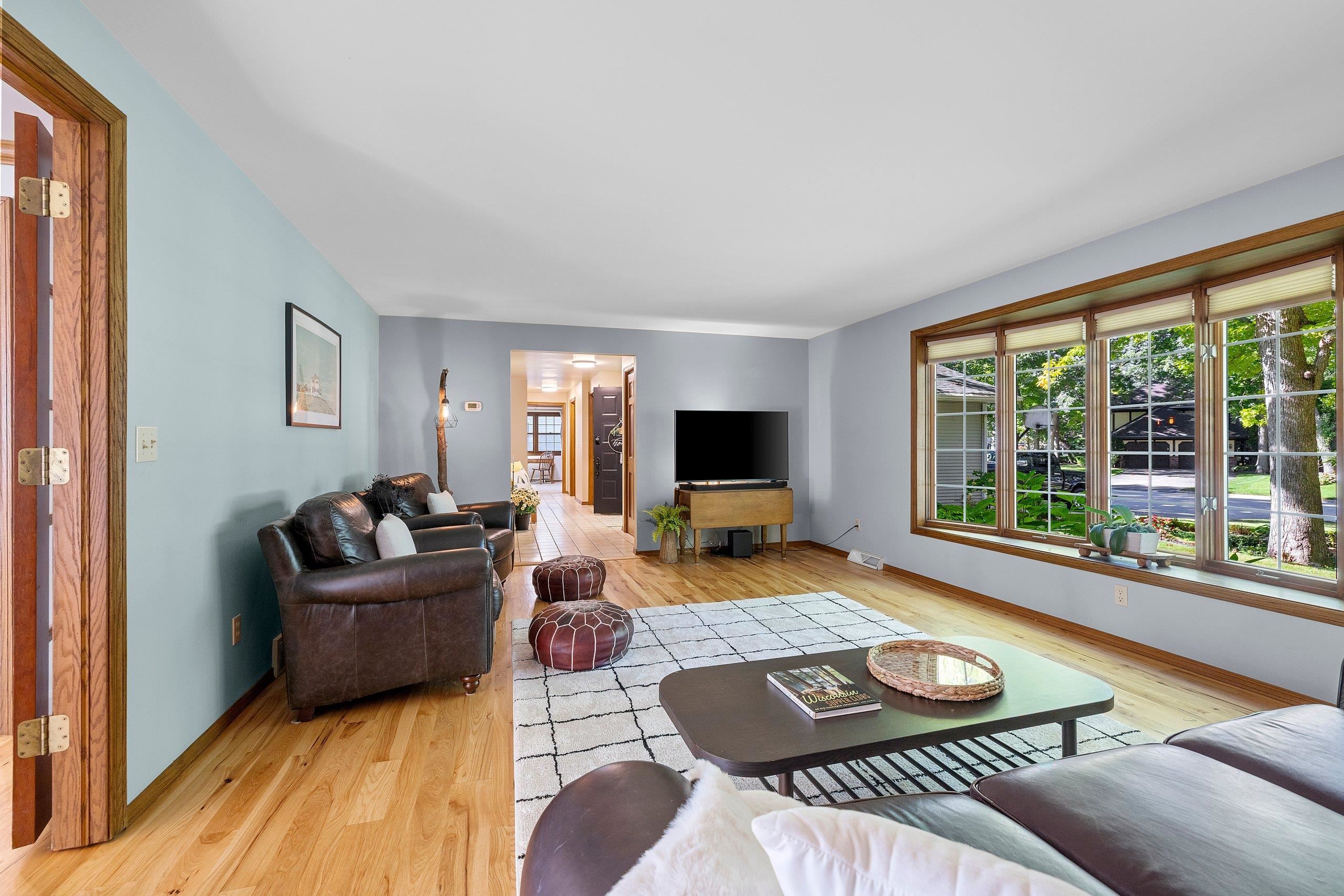 425 E FOX RUN Circle