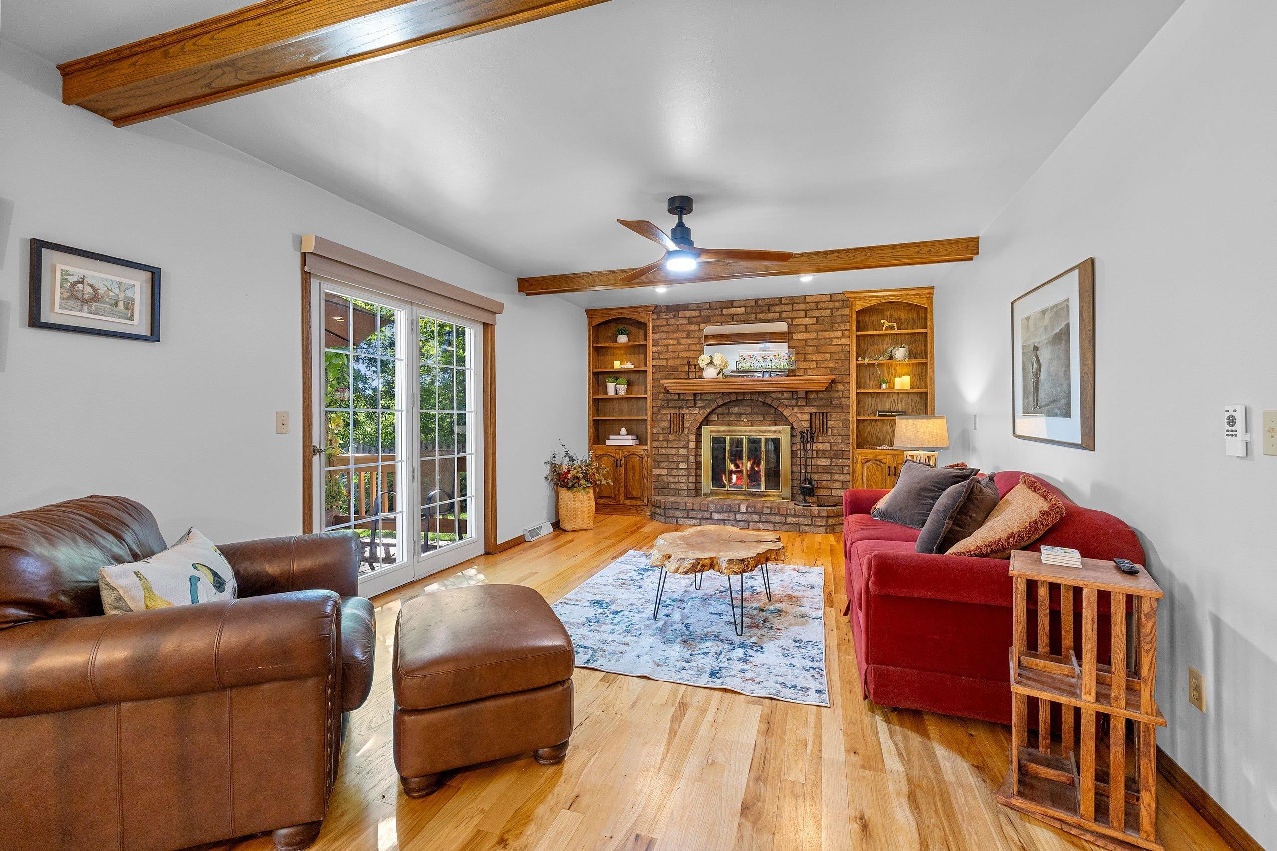425 E FOX RUN Circle