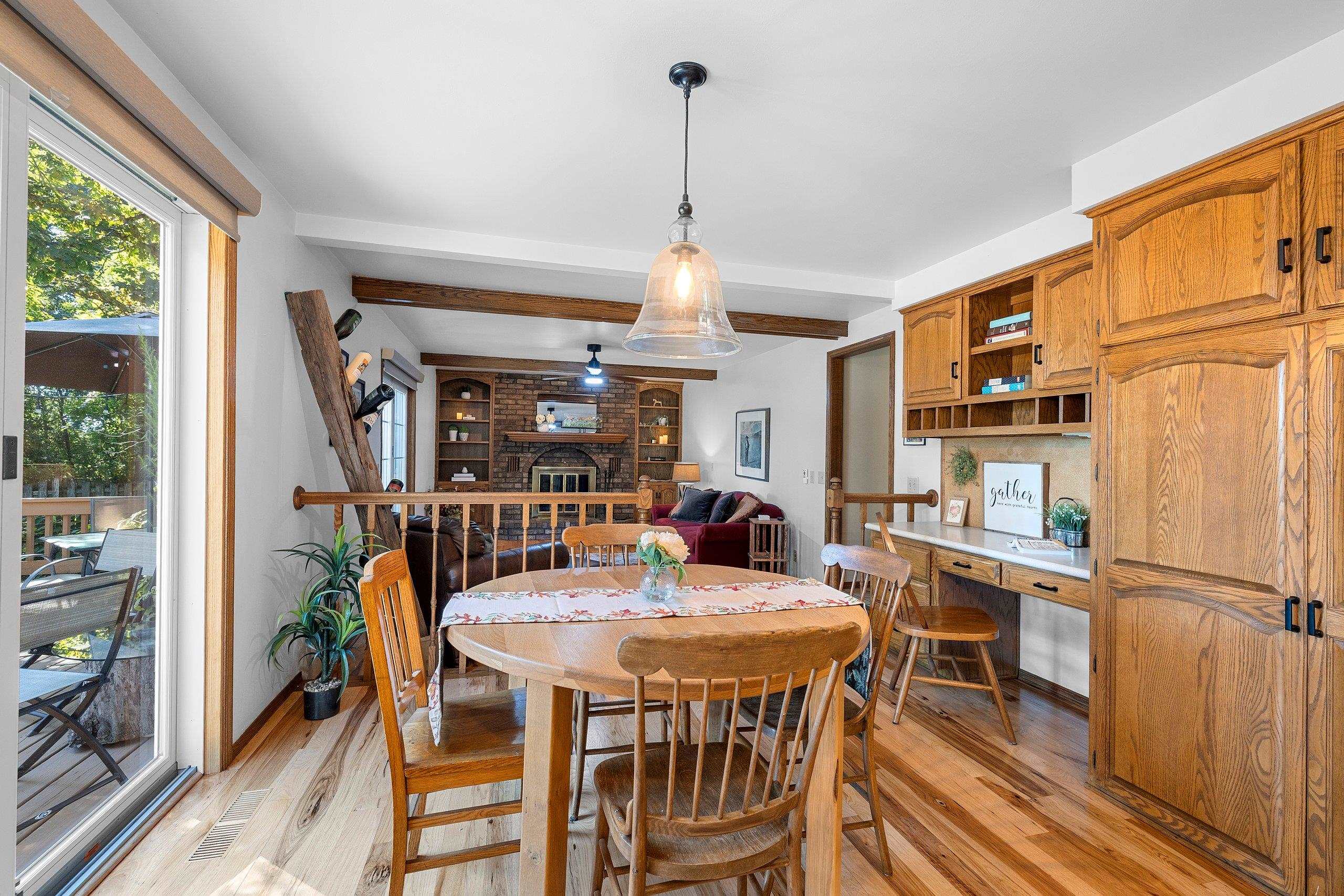 425 E FOX RUN Circle