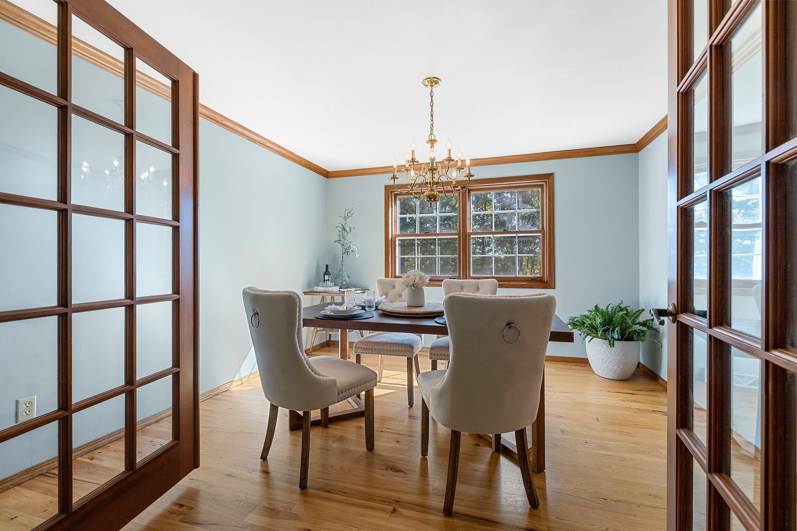 425 E FOX RUN Circle