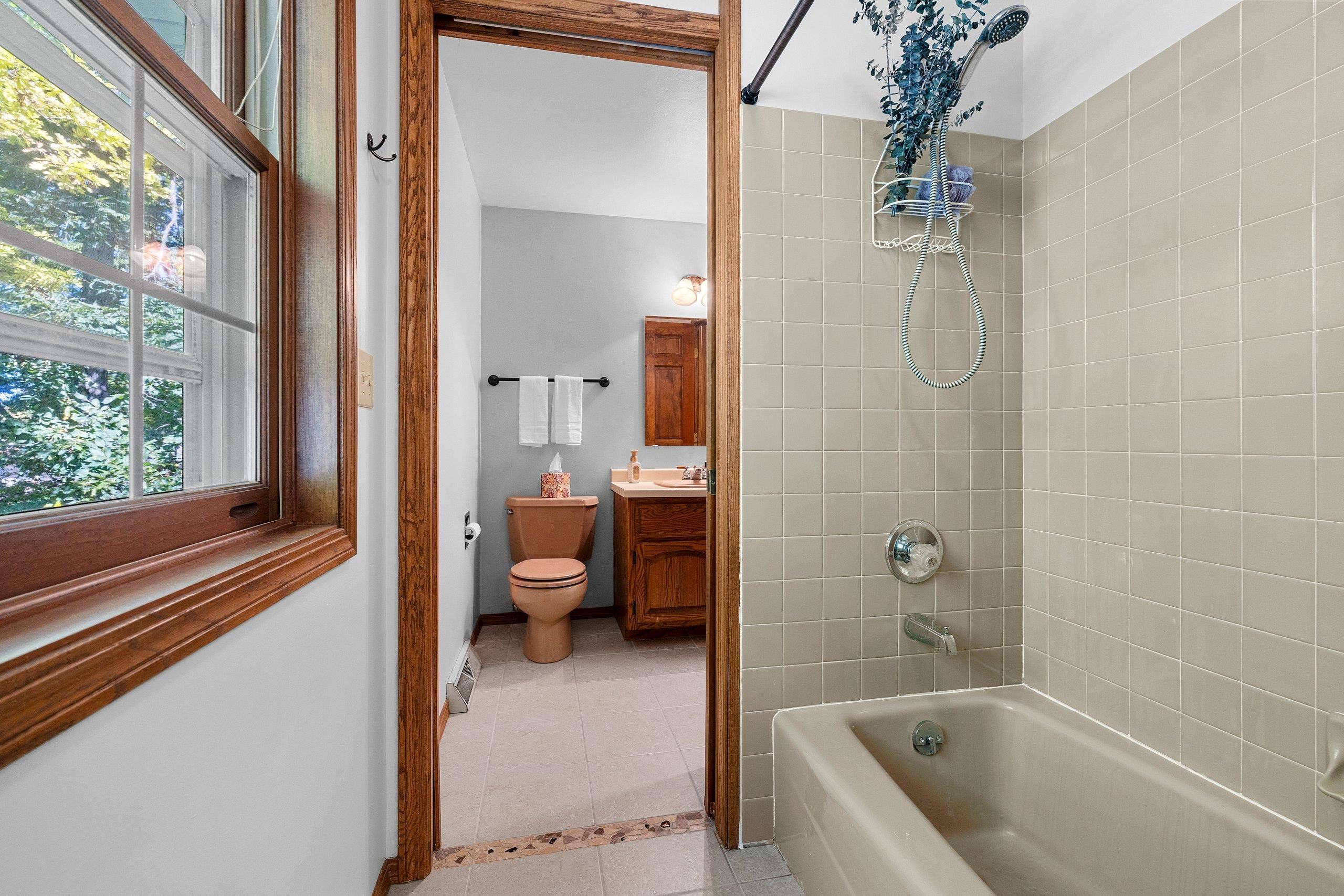 425 E FOX RUN Circle