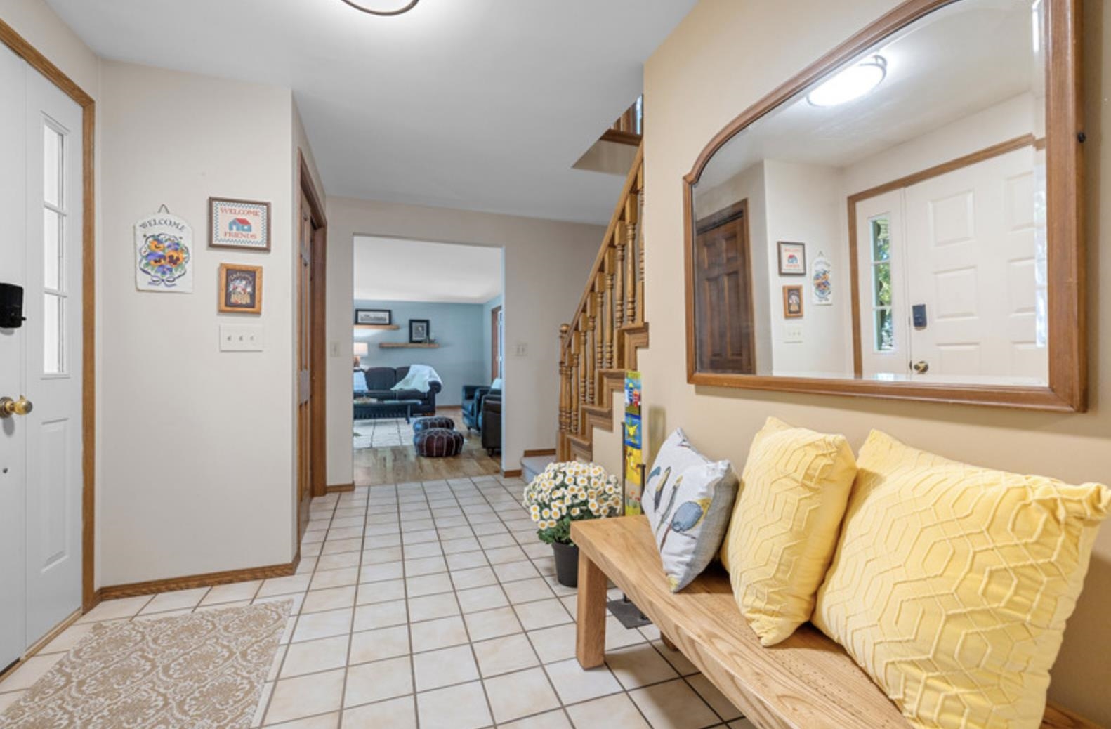 425 E FOX RUN Circle
