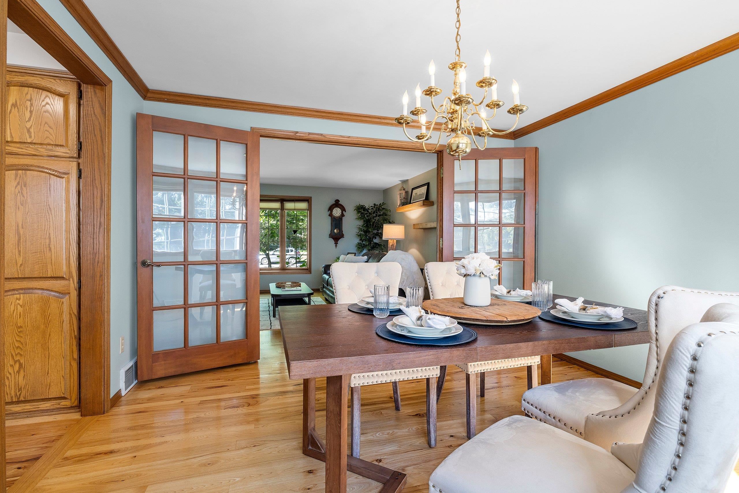 425 E FOX RUN Circle