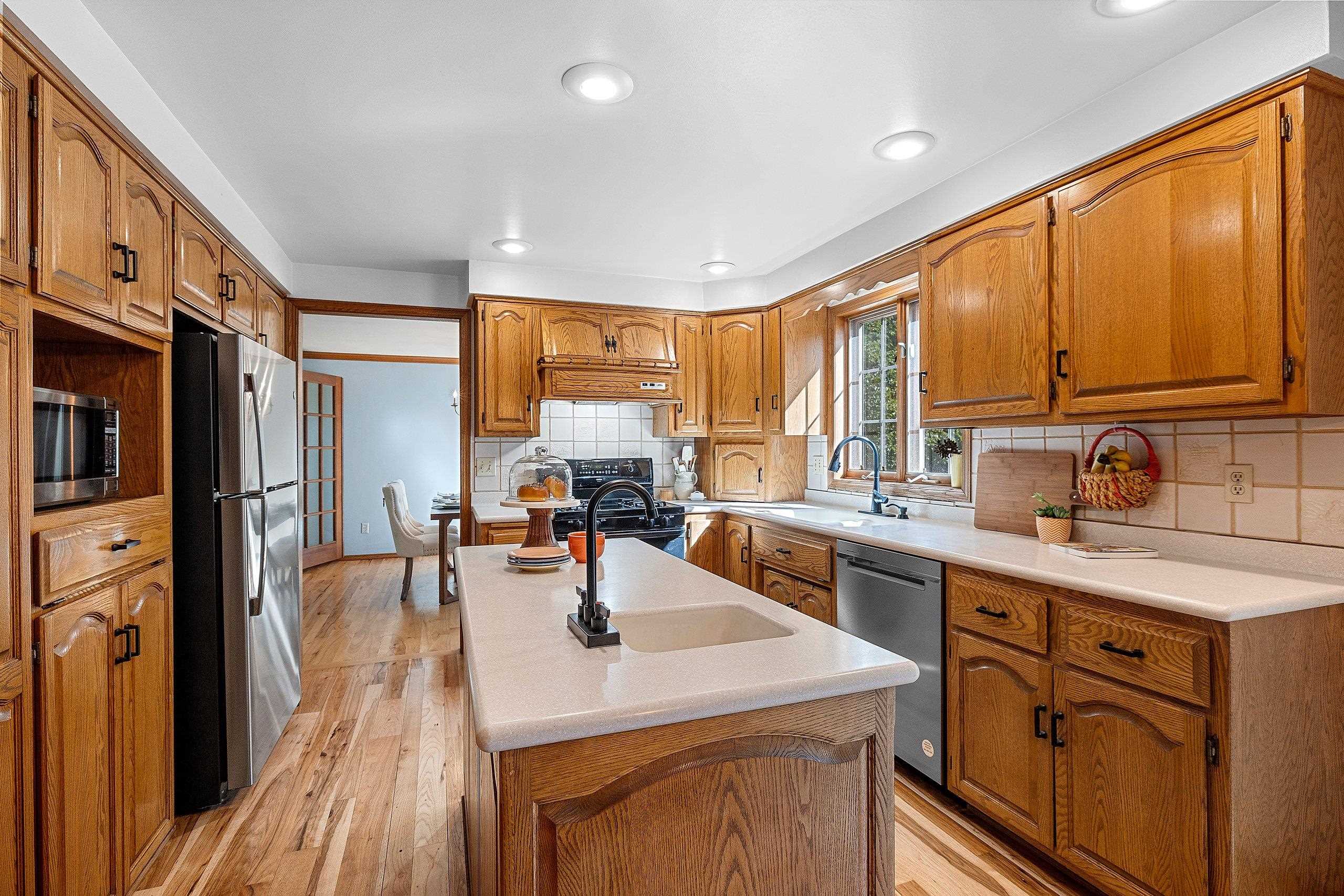 425 E FOX RUN Circle