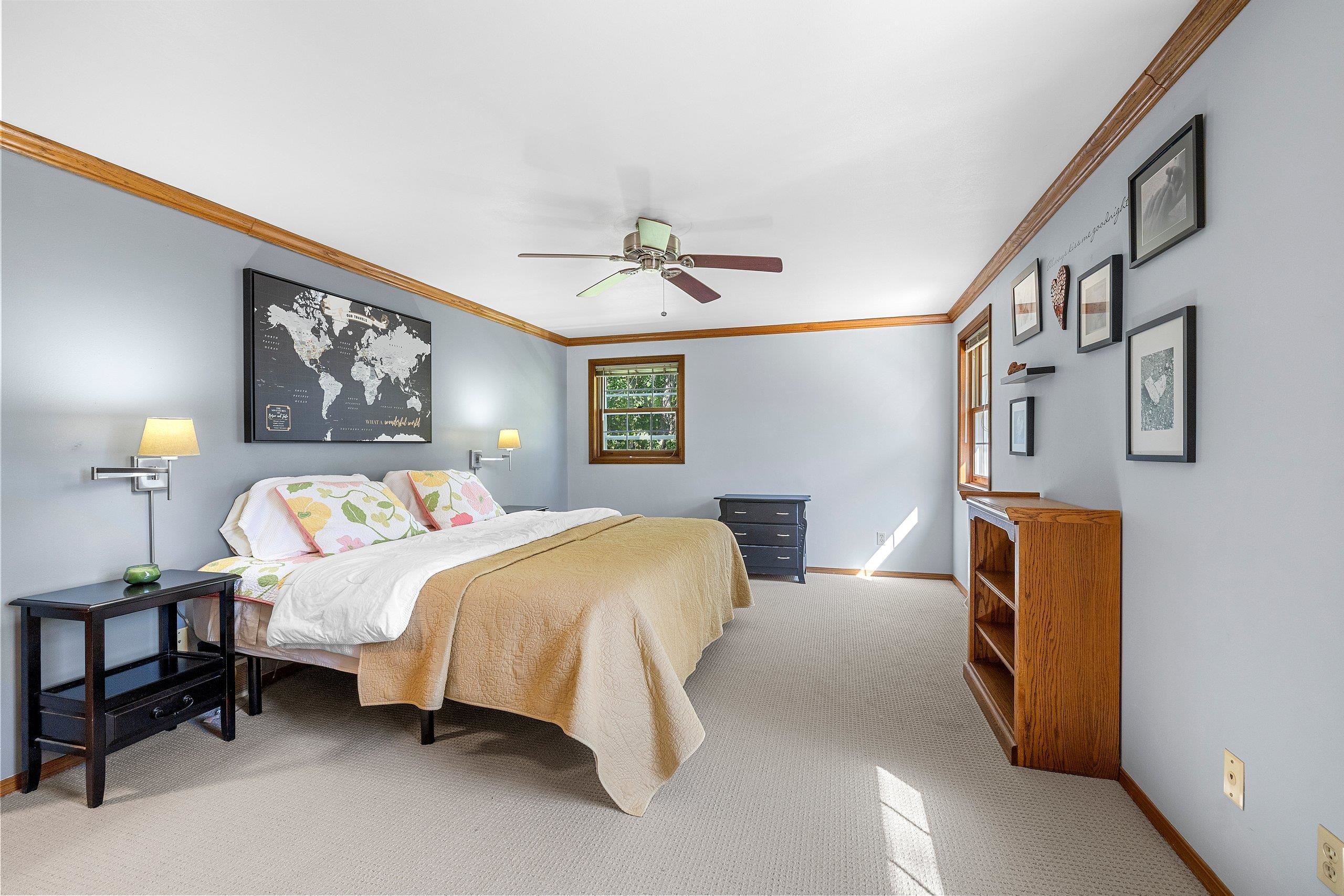425 E FOX RUN Circle