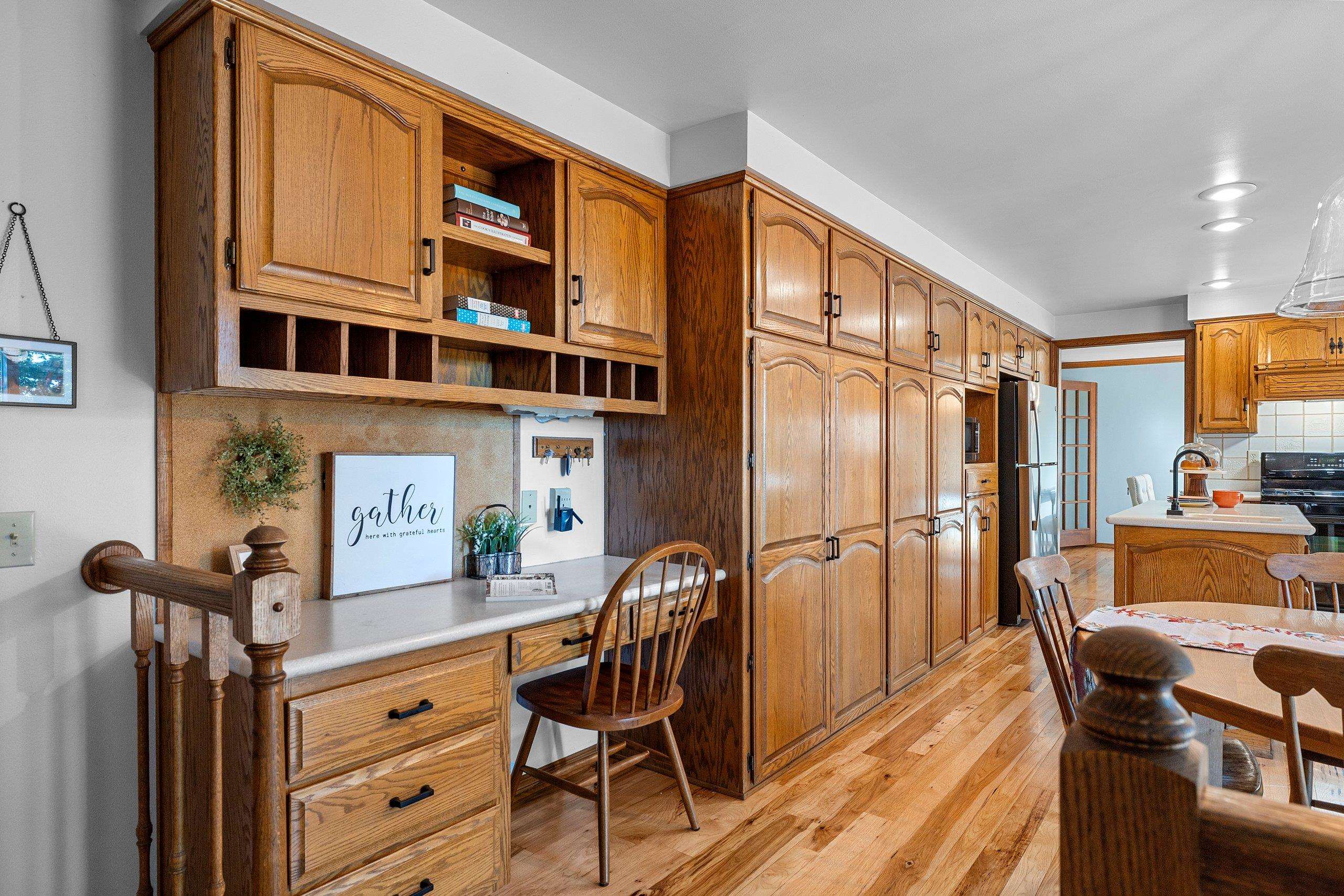 425 E FOX RUN Circle