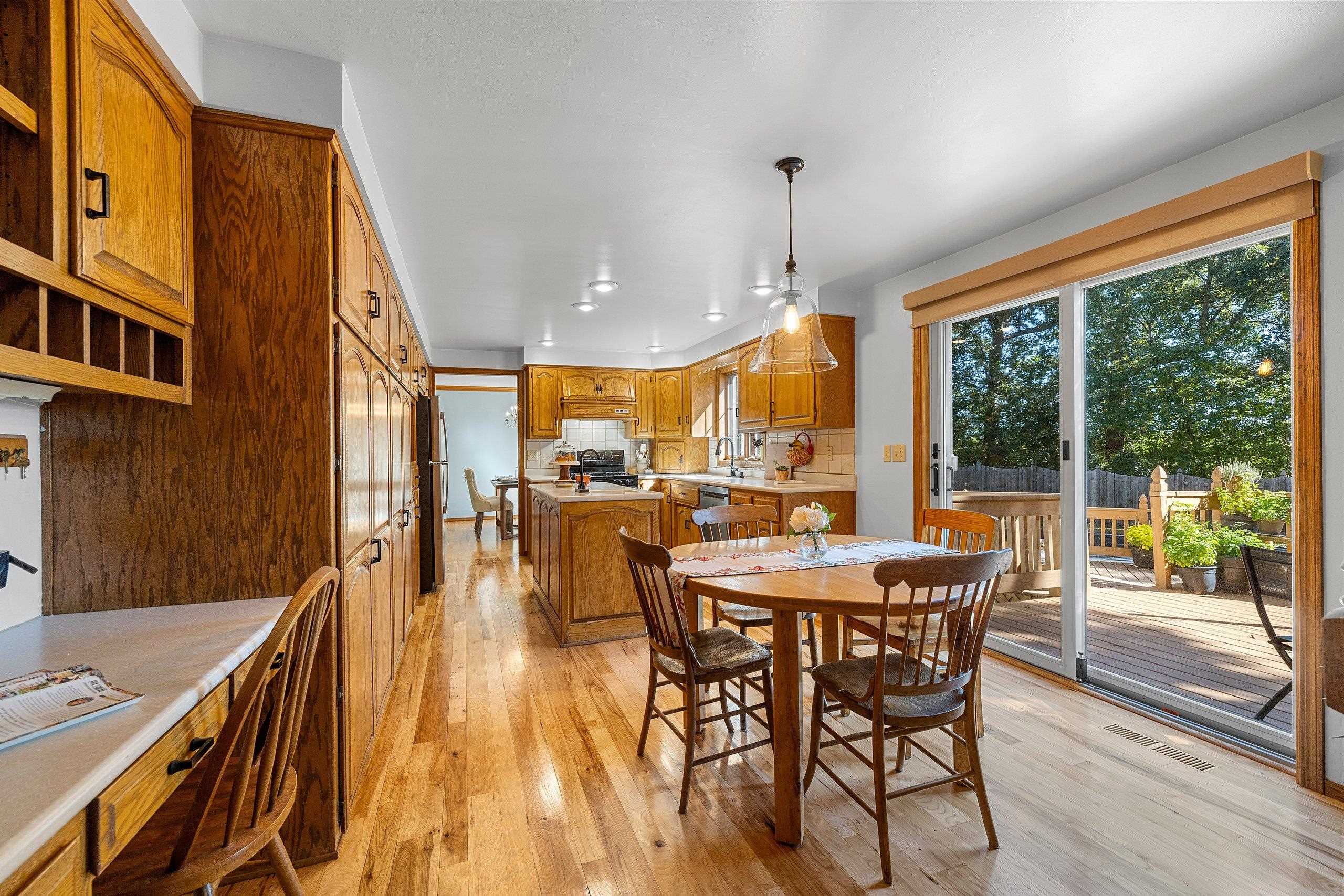 425 E FOX RUN Circle