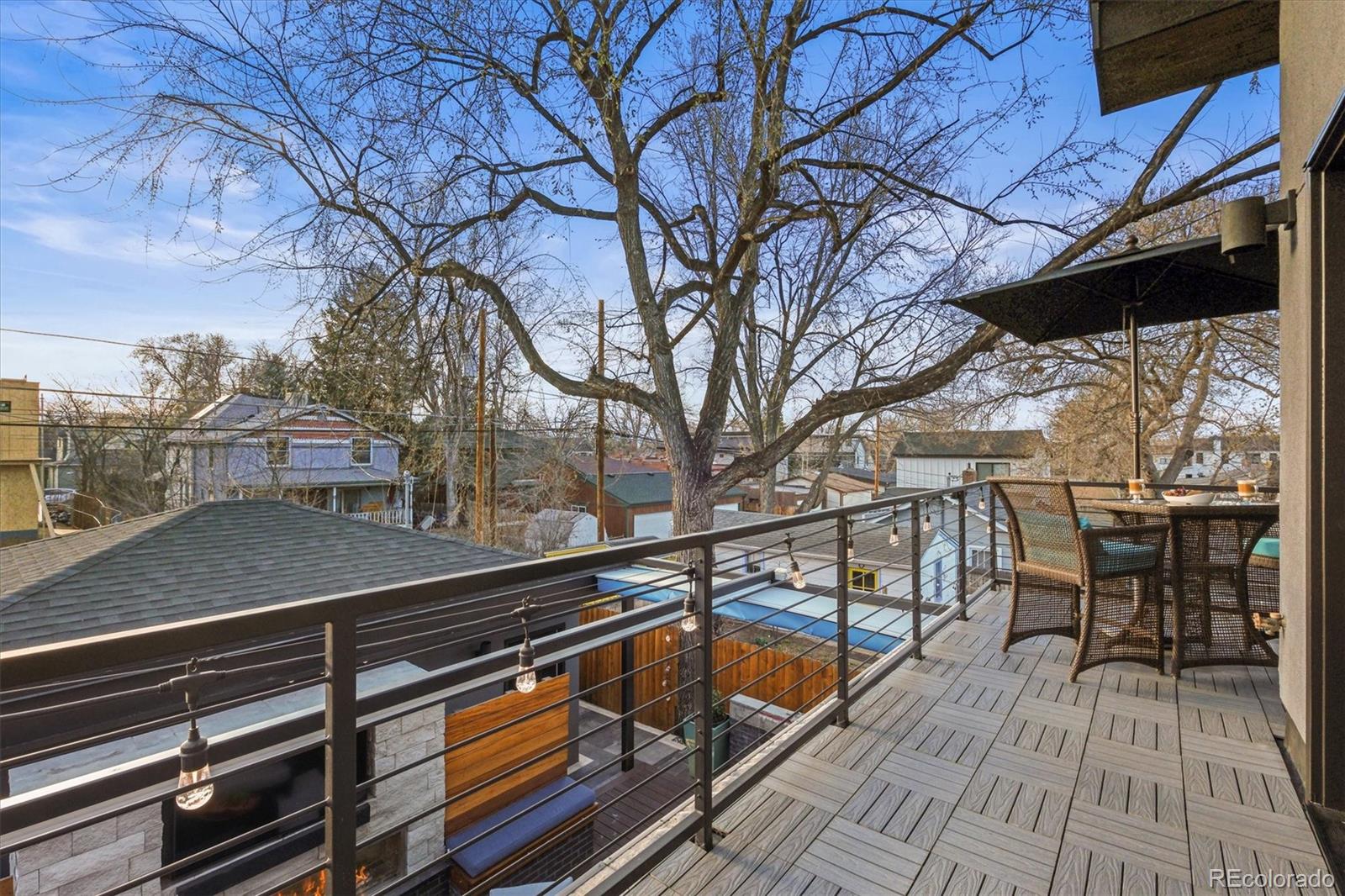 3925 Winona Court