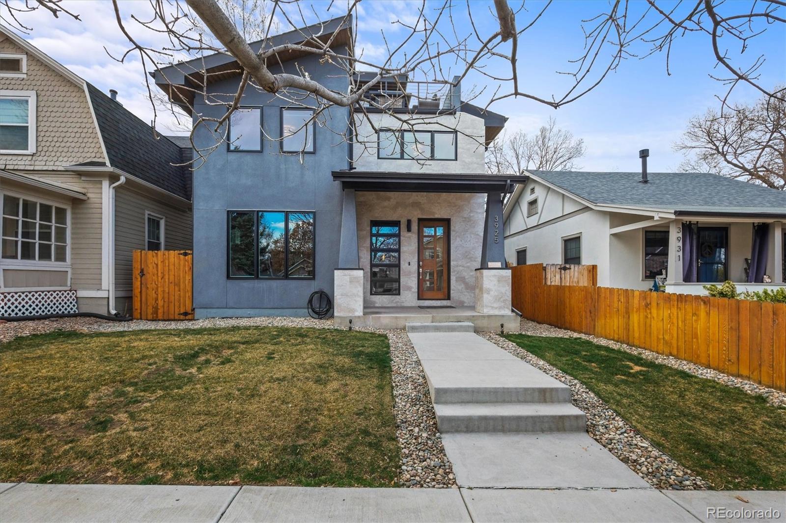 3925 Winona Court