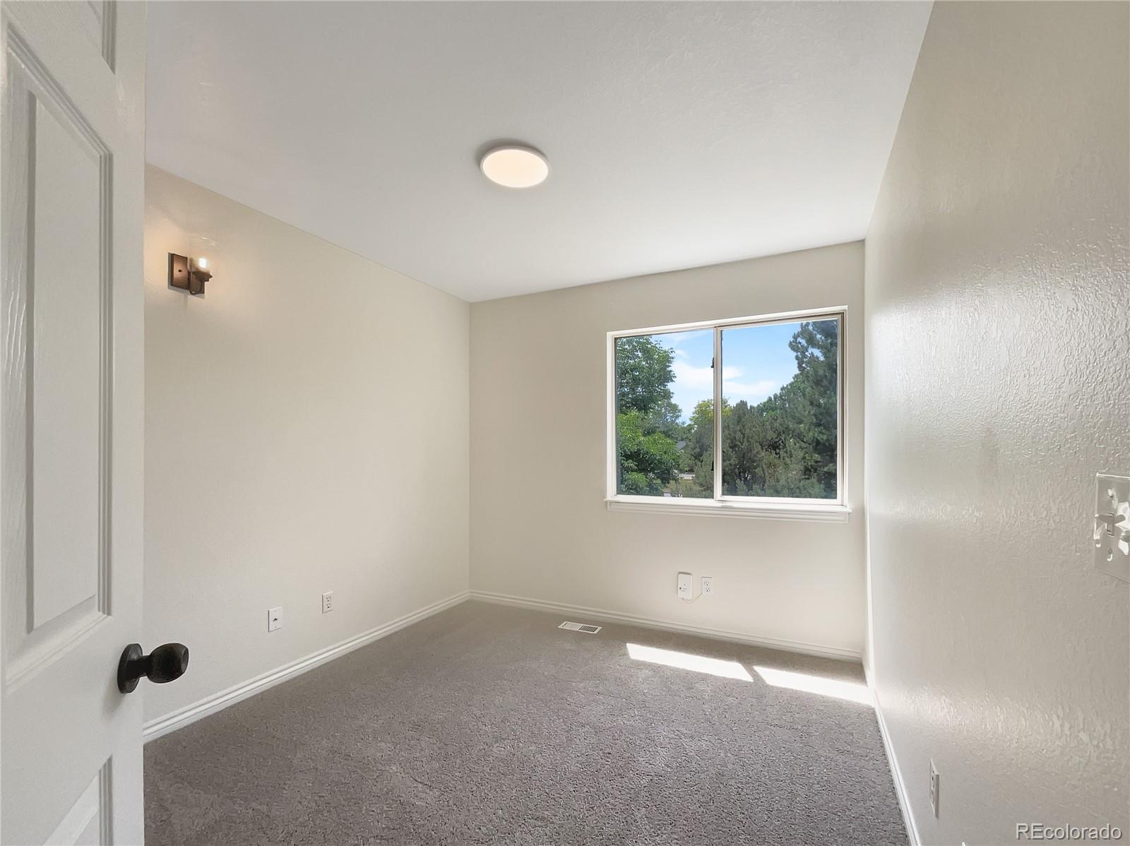 1117 Alder Way