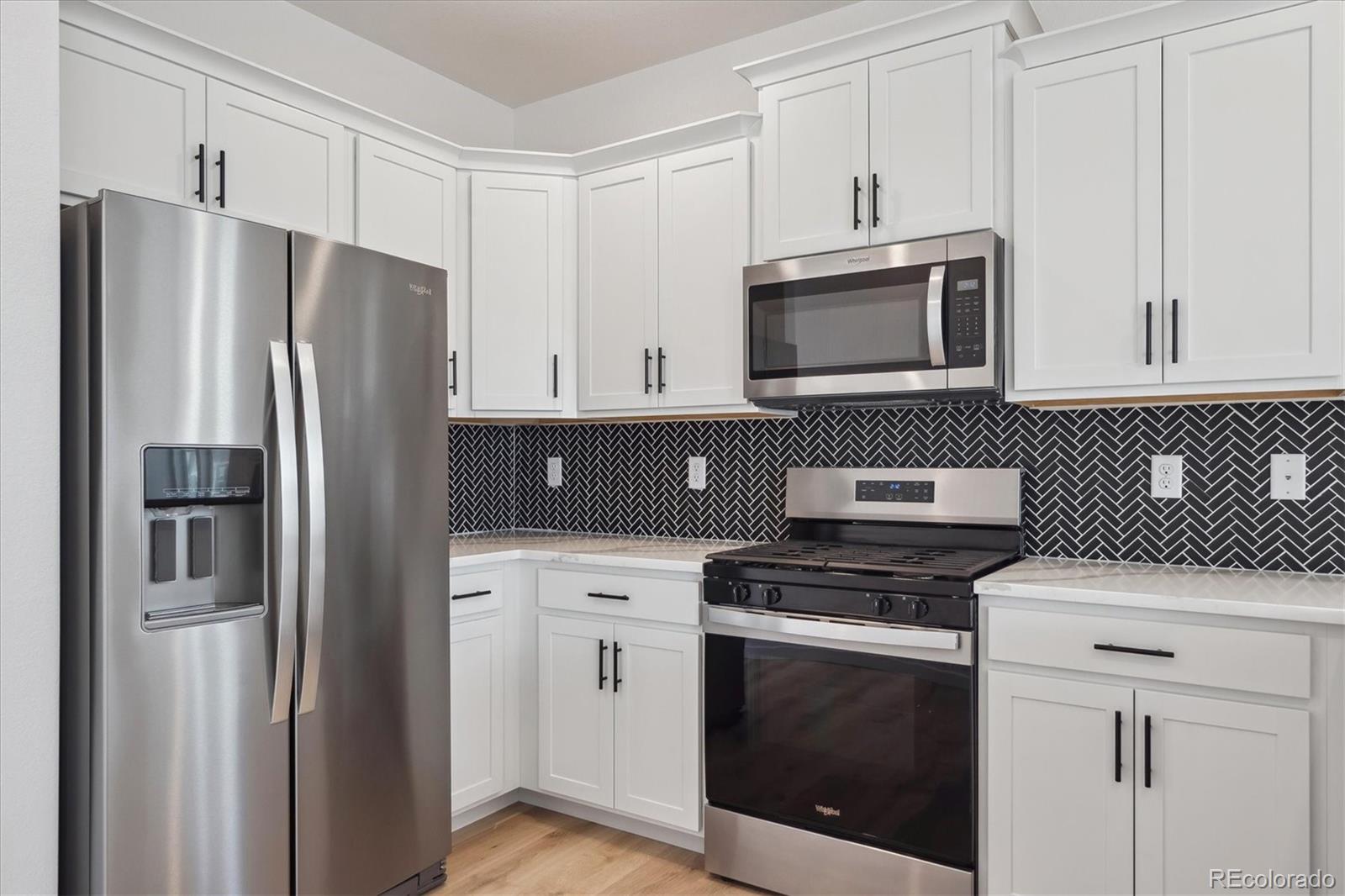 22223 E 6th Place