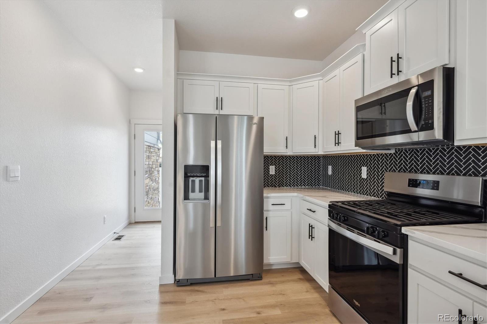 22223 E 6th Place