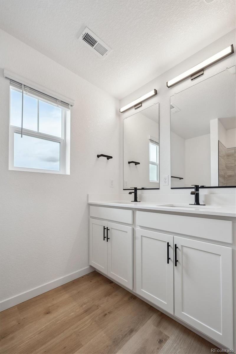 22223 E 6th Place