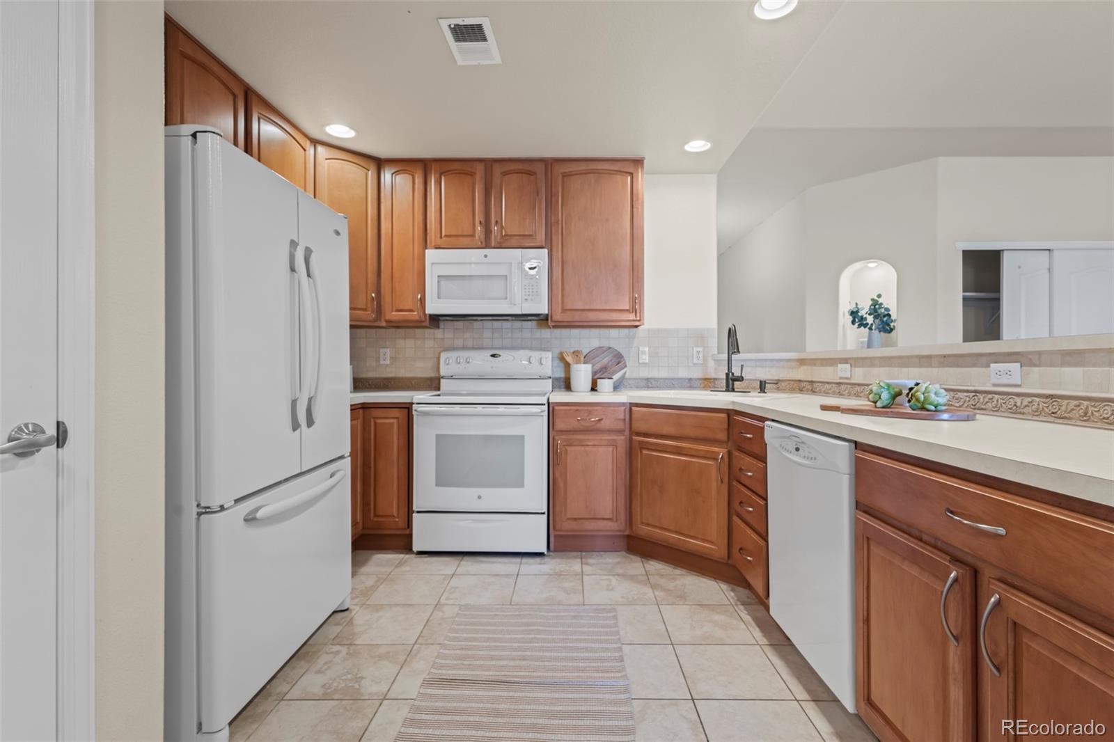 6212 Kilmer Loop Unit: 202