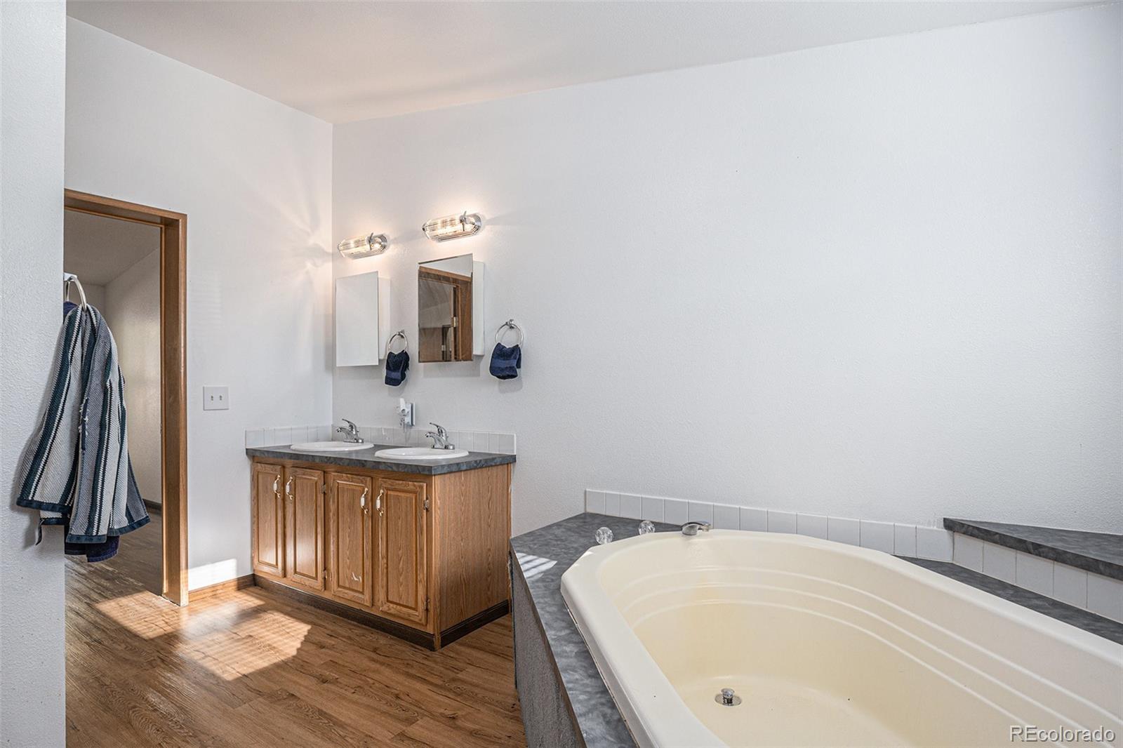 308 Ravine Way