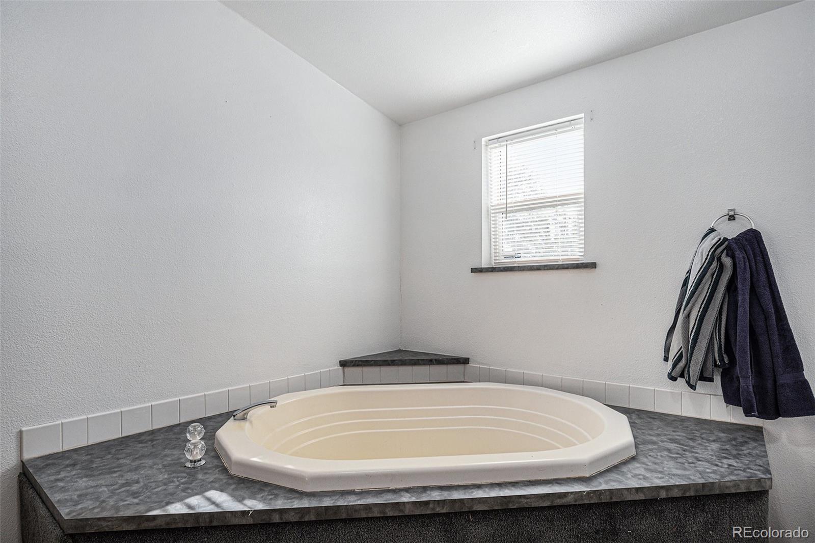308 Ravine Way