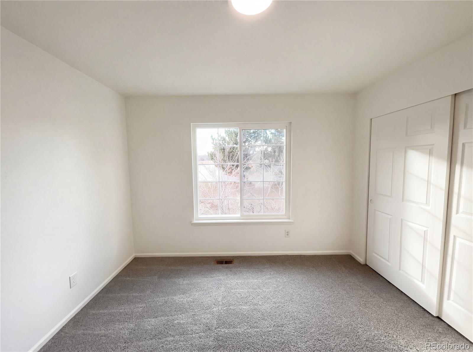 11821 Zenobia Loop