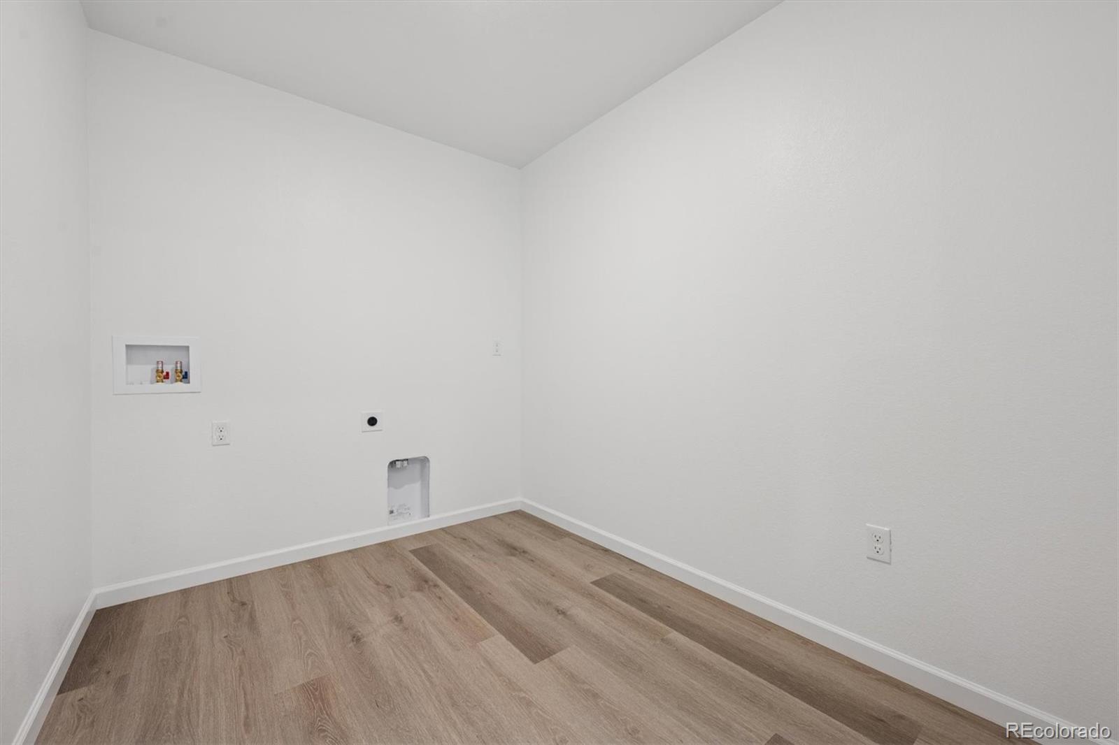 313 Smith Avenue
