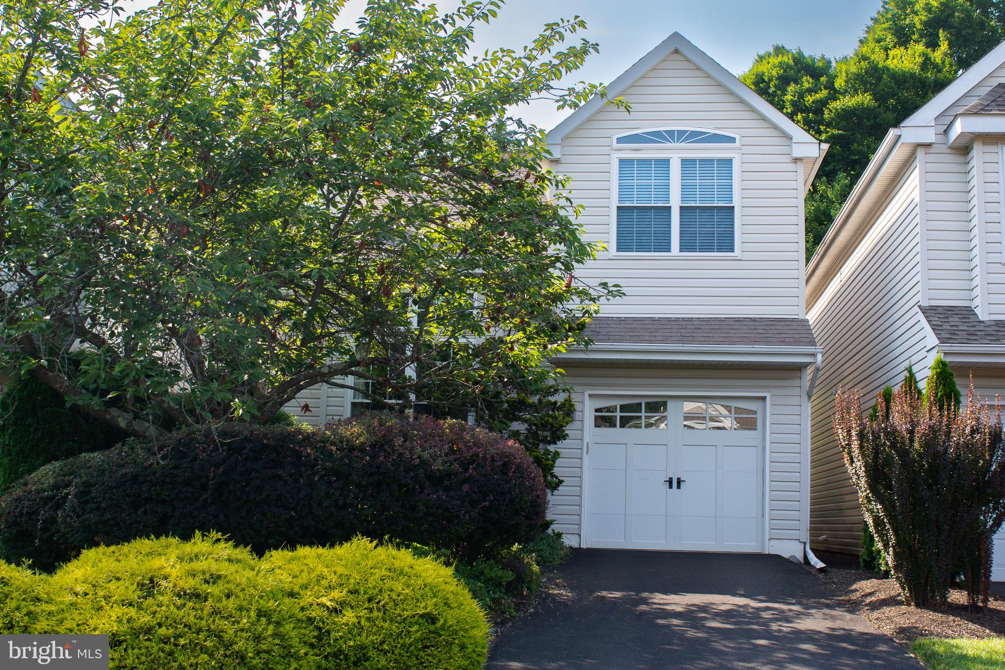 4666 Bradley Ct