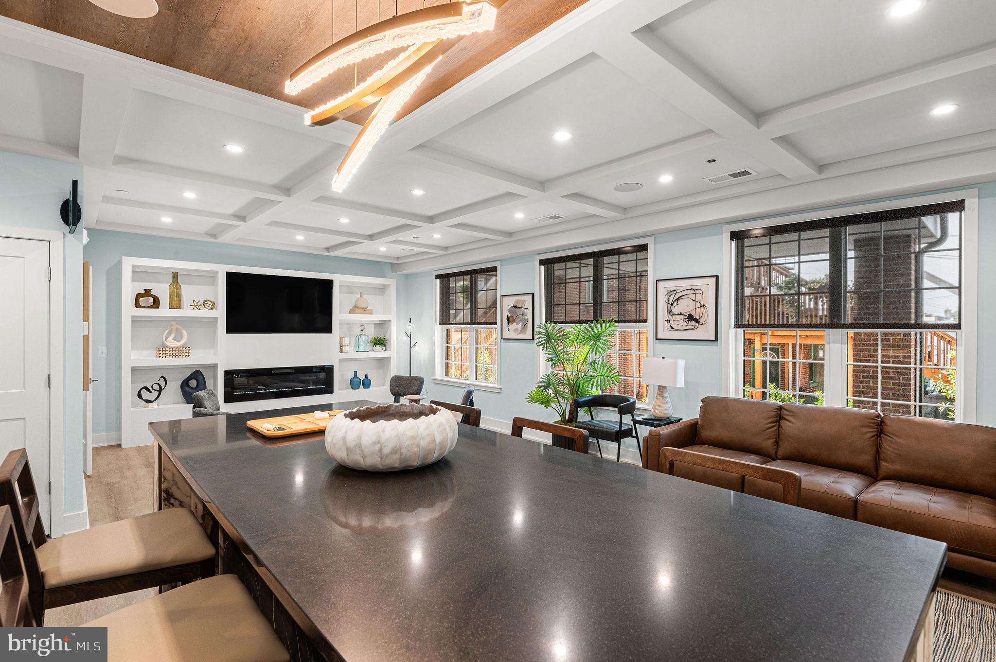 26 S YORK RD #308