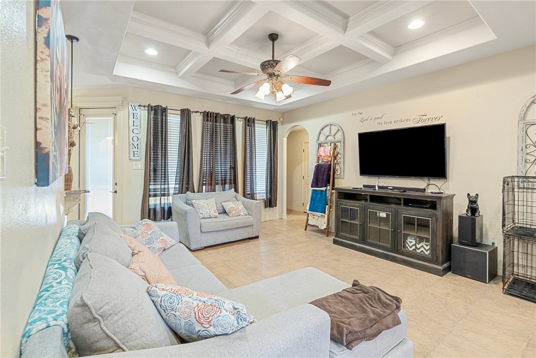 3017 Charles Dr