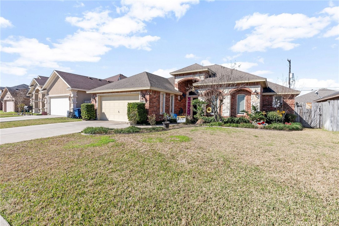 3017 Charles Dr