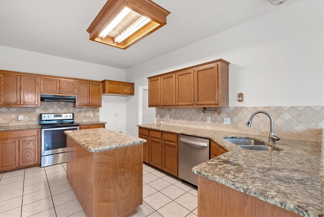 3759 W Barber