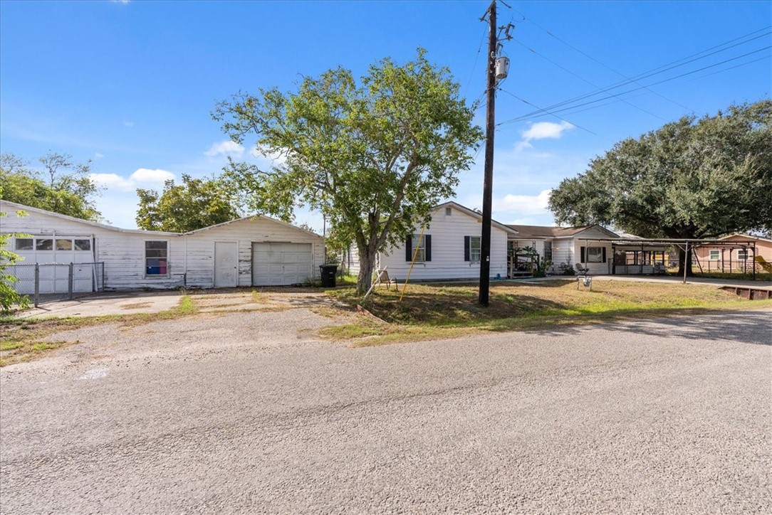 10117 N Harrington Dr