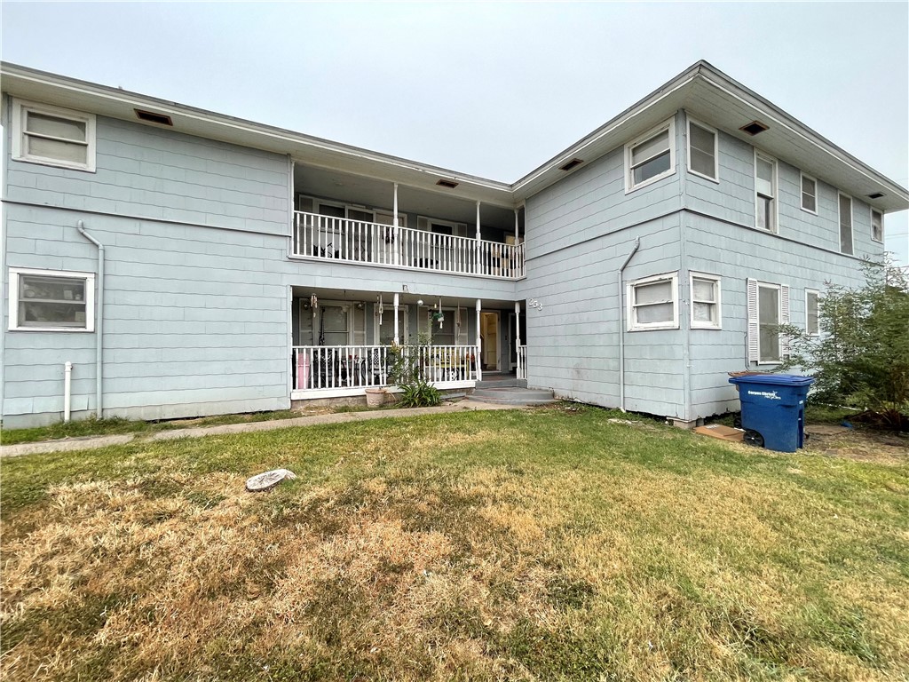 253 Oleander Ave 4