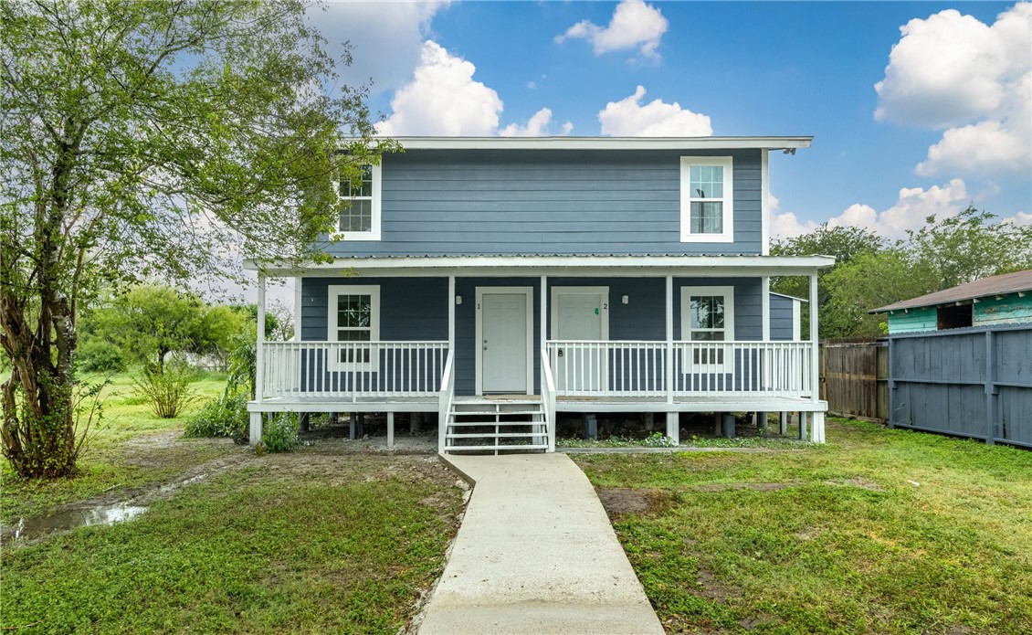 1105 Esperanza St Upper