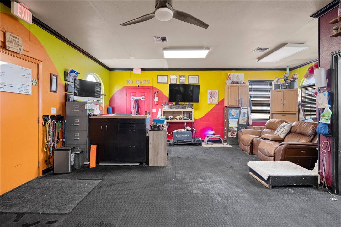 2901 W Surfside Blvd